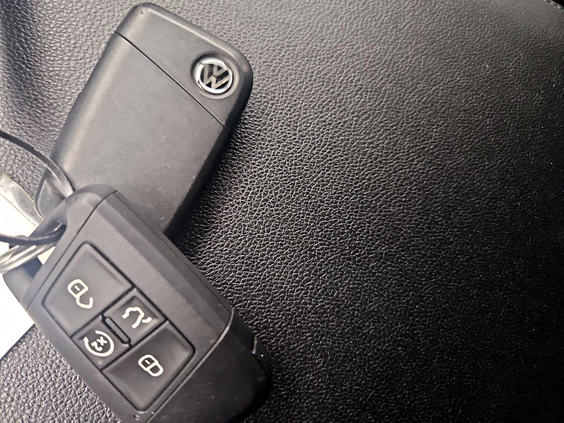 Thumbnail: 2018 Volkswagen Atlas - 19