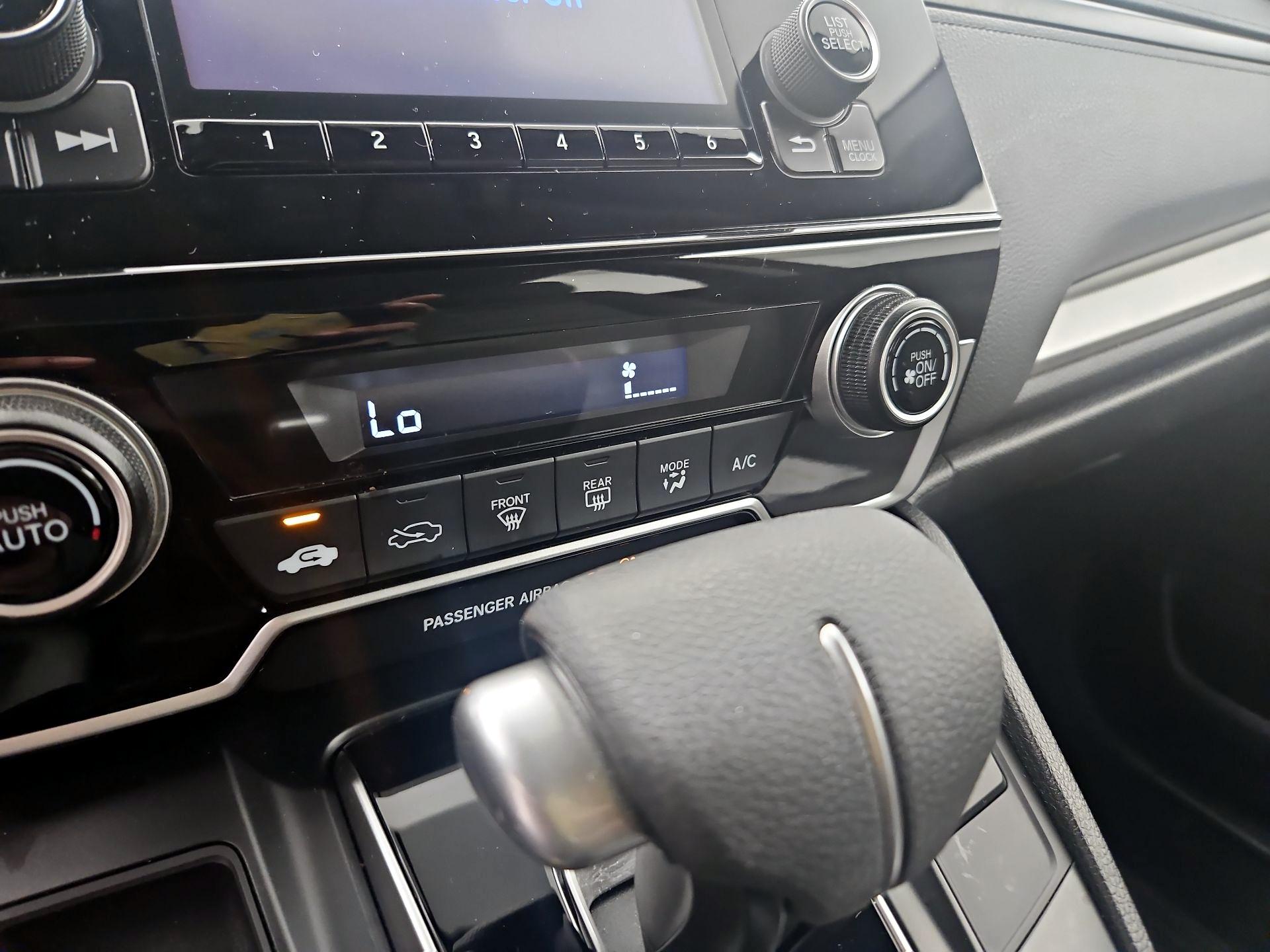 Thumbnail: 2018 Honda CR-V - 14