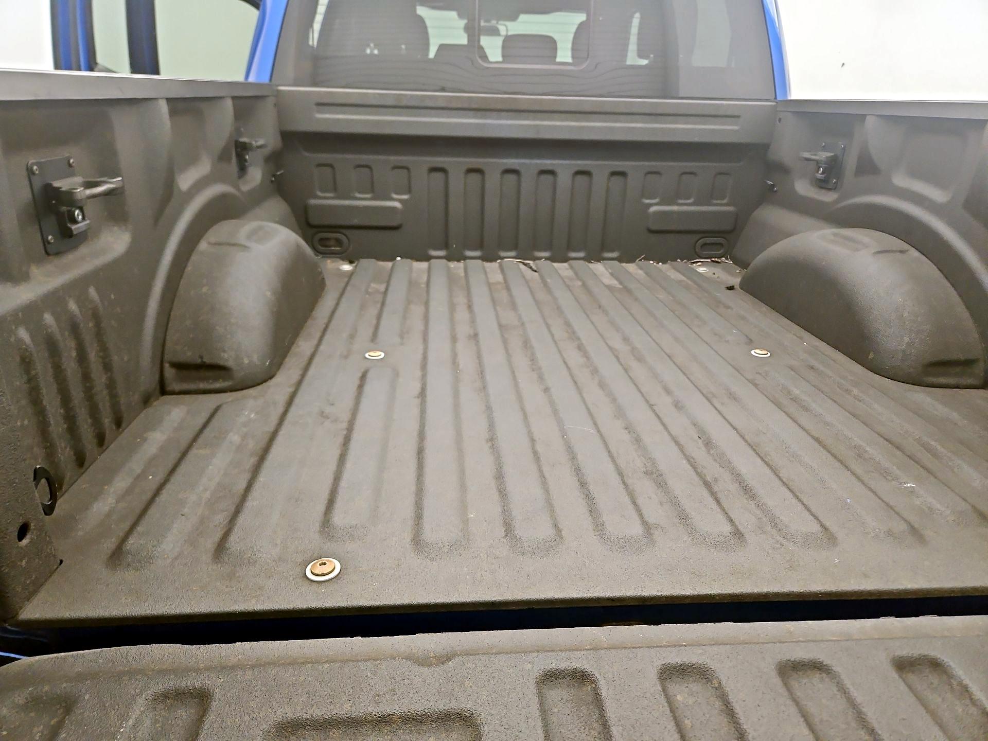 Thumbnail: 2017 Ford F-150 - 20