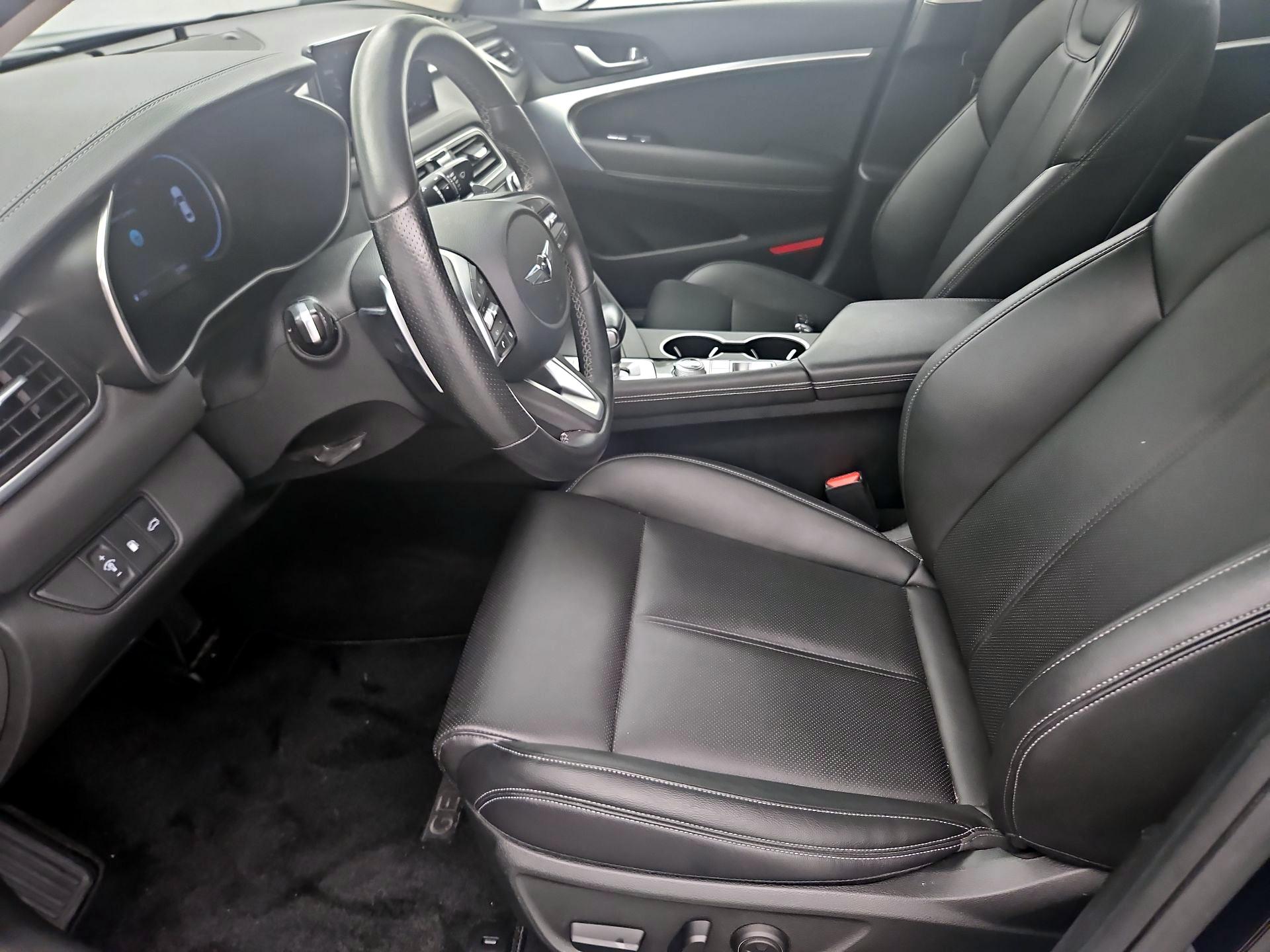 Thumbnail: 2023 Genesis G70 - 11