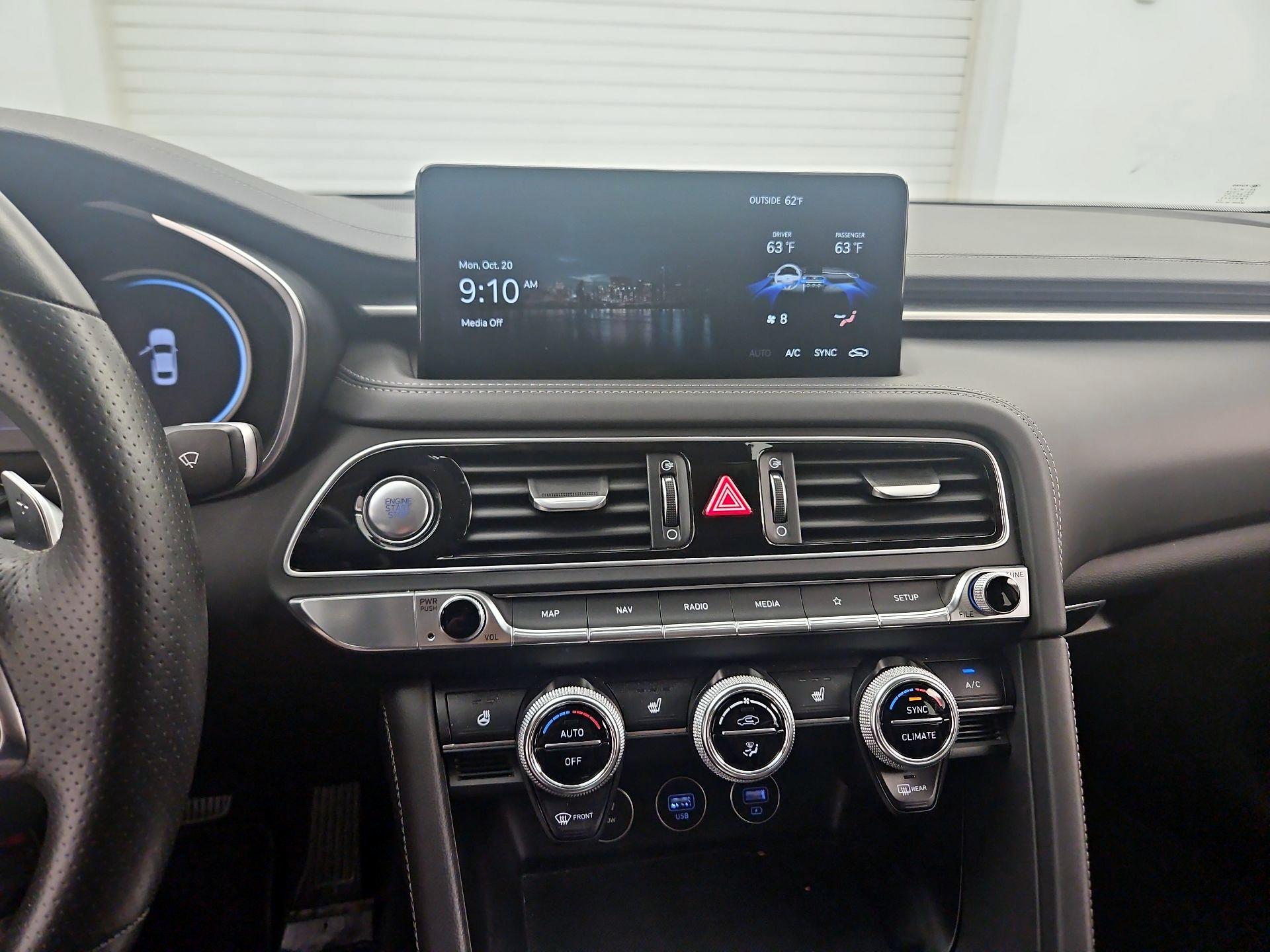 Thumbnail: 2023 Genesis G70 - 16