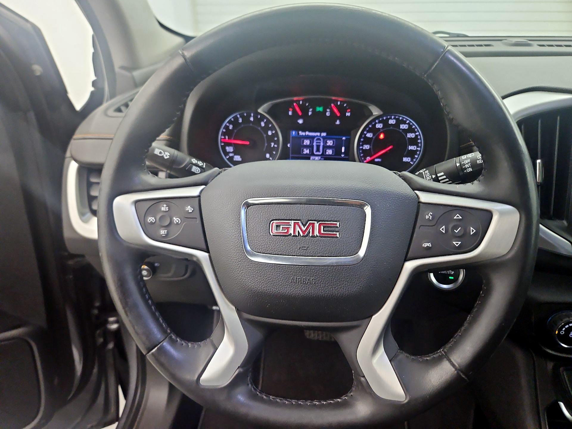 Thumbnail: 2020 GMC Terrain - 10