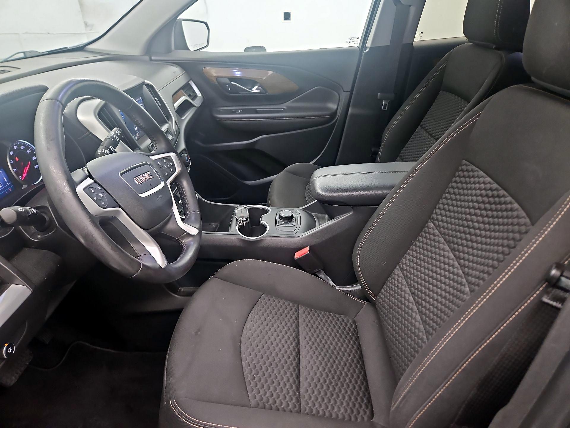 Thumbnail: 2020 GMC Terrain - 11