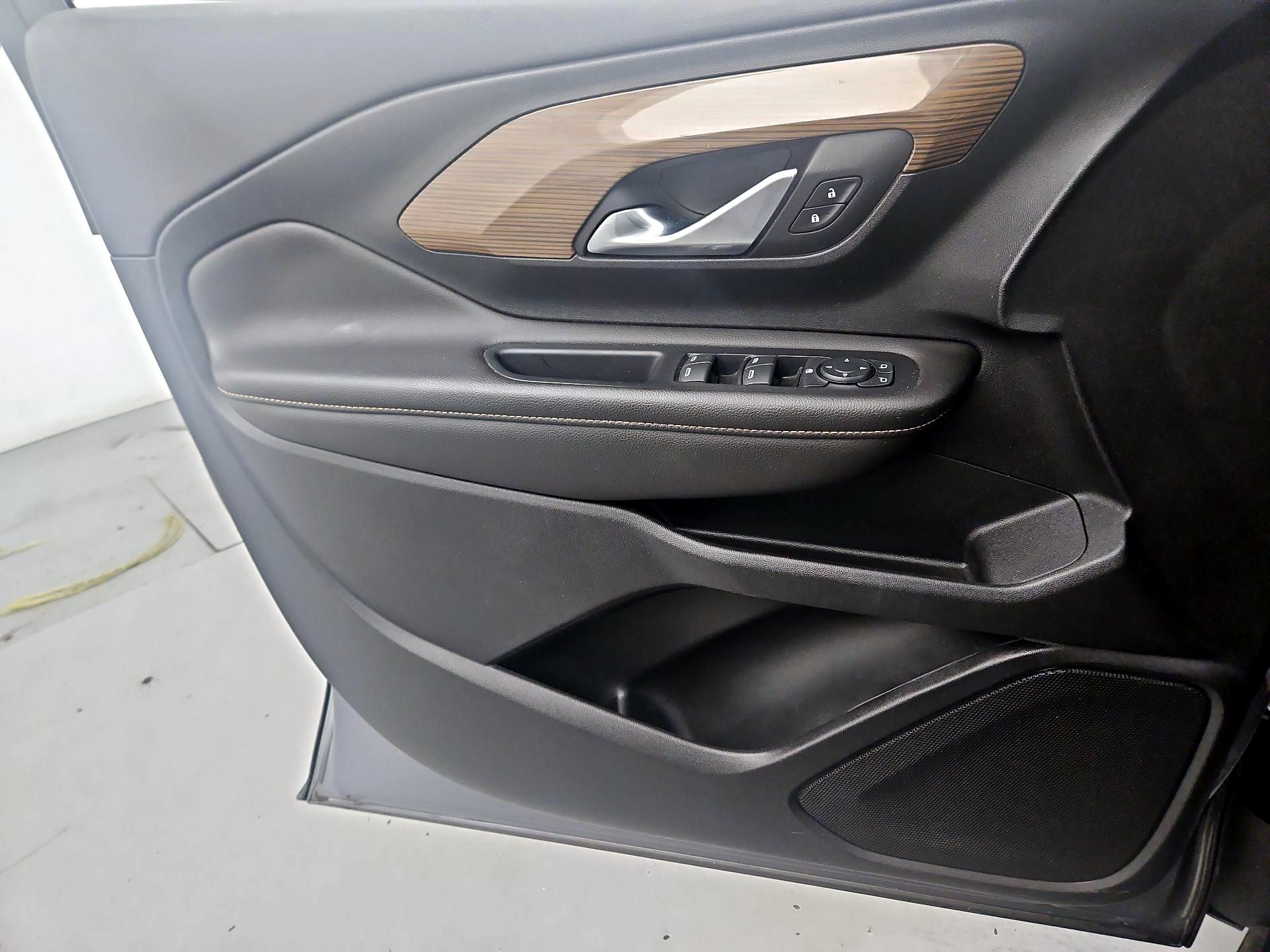 Thumbnail: 2020 GMC Terrain - 12