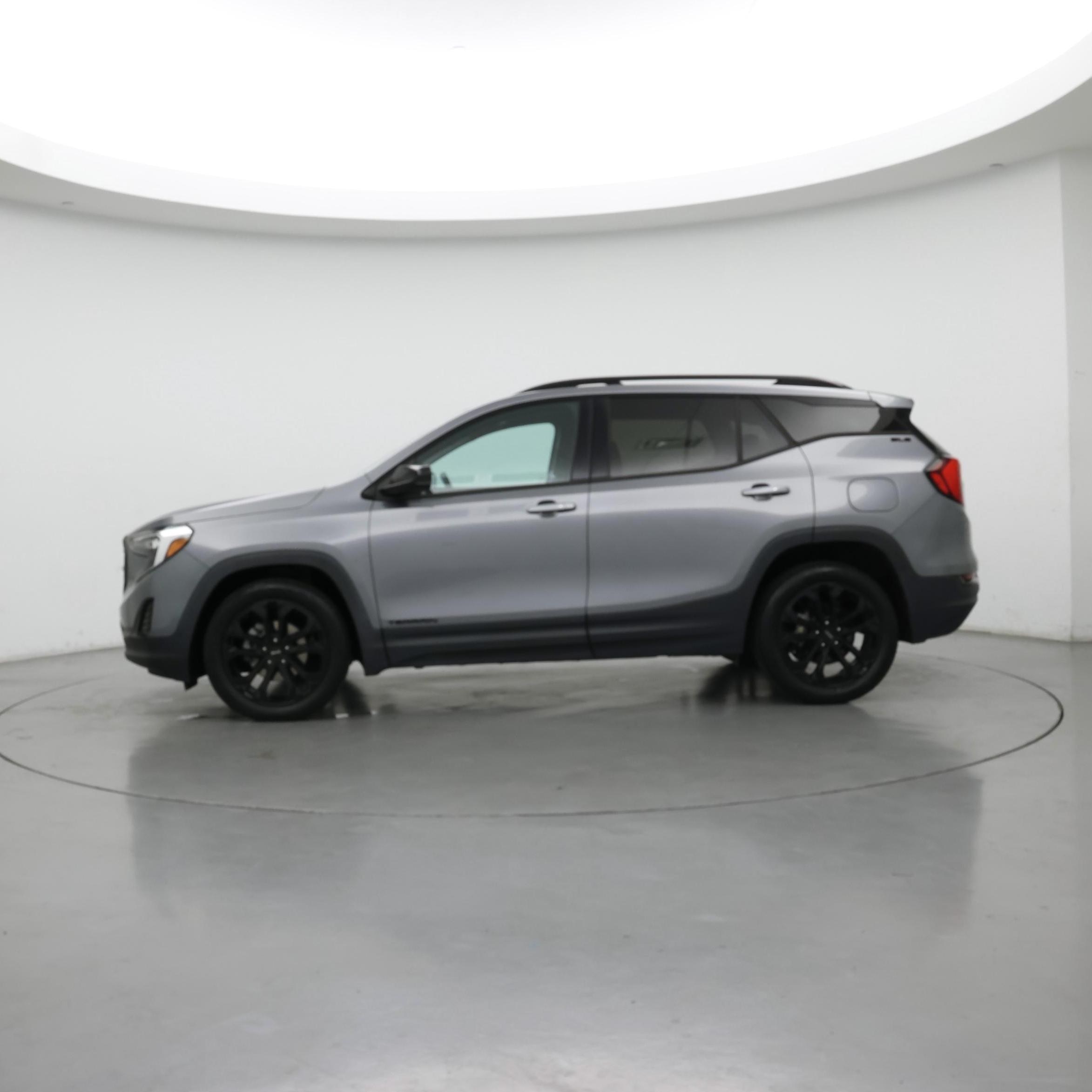 Thumbnail: 2020 GMC Terrain - 3