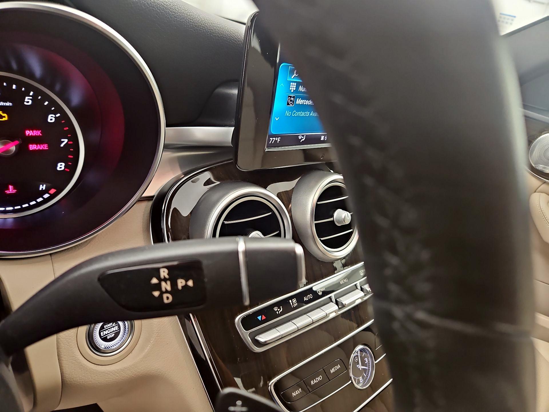 Thumbnail: 2019 Mercedes-Benz C-Class - 15