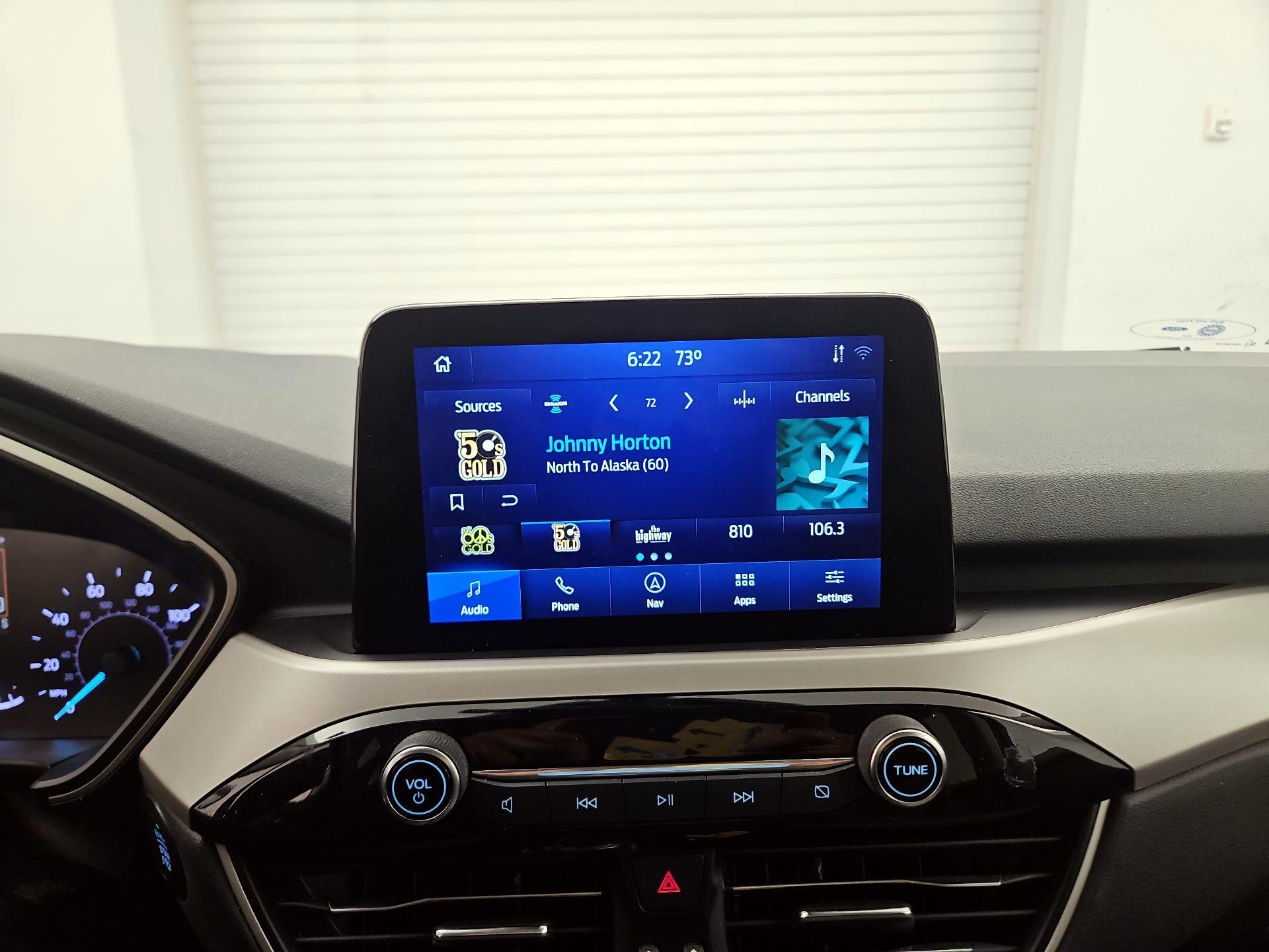 Thumbnail: 2021 Ford Escape - 15