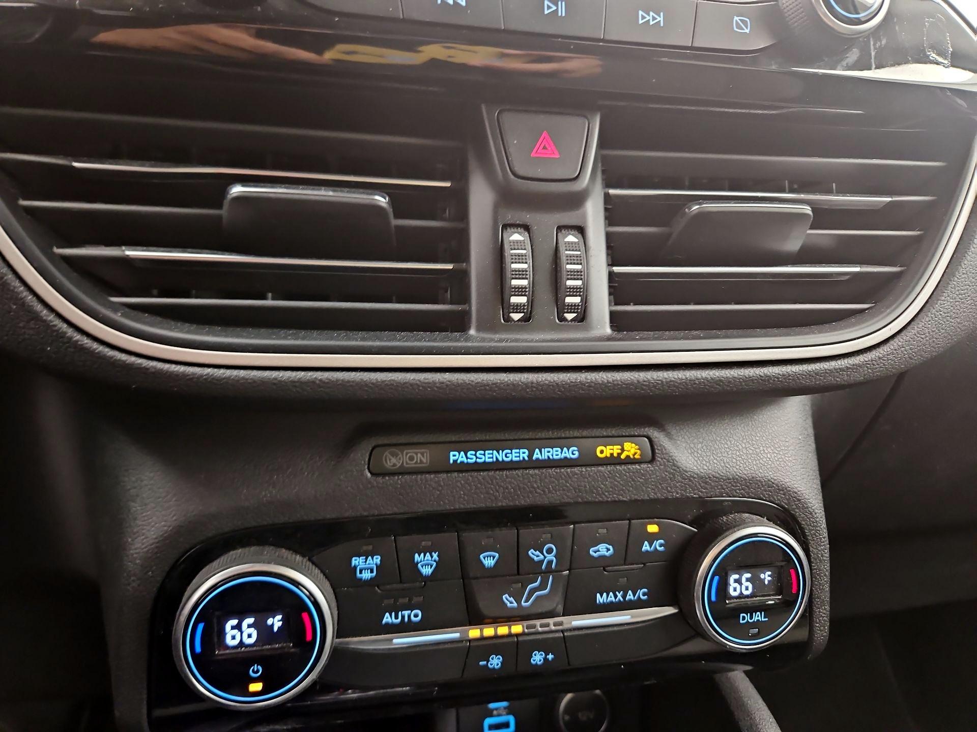 Thumbnail: 2021 Ford Escape - 16