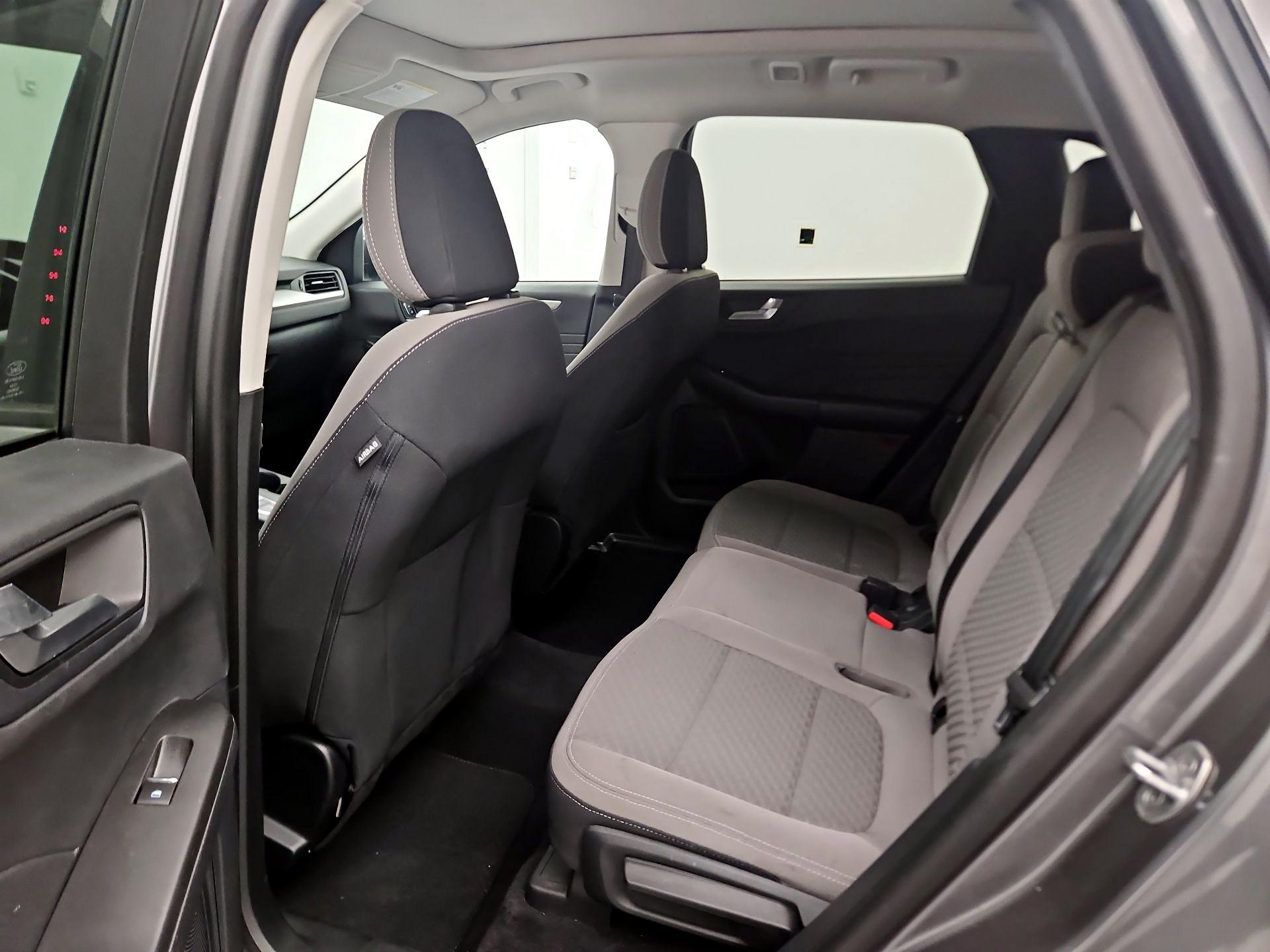 Thumbnail: 2021 Ford Escape - 19