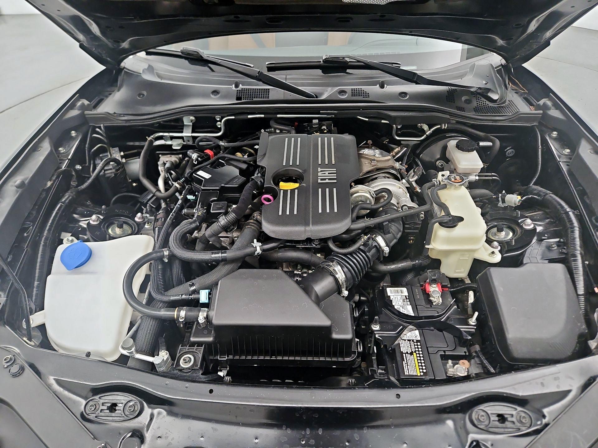 Thumbnail: 2018 Fiat 124 Spider - 19