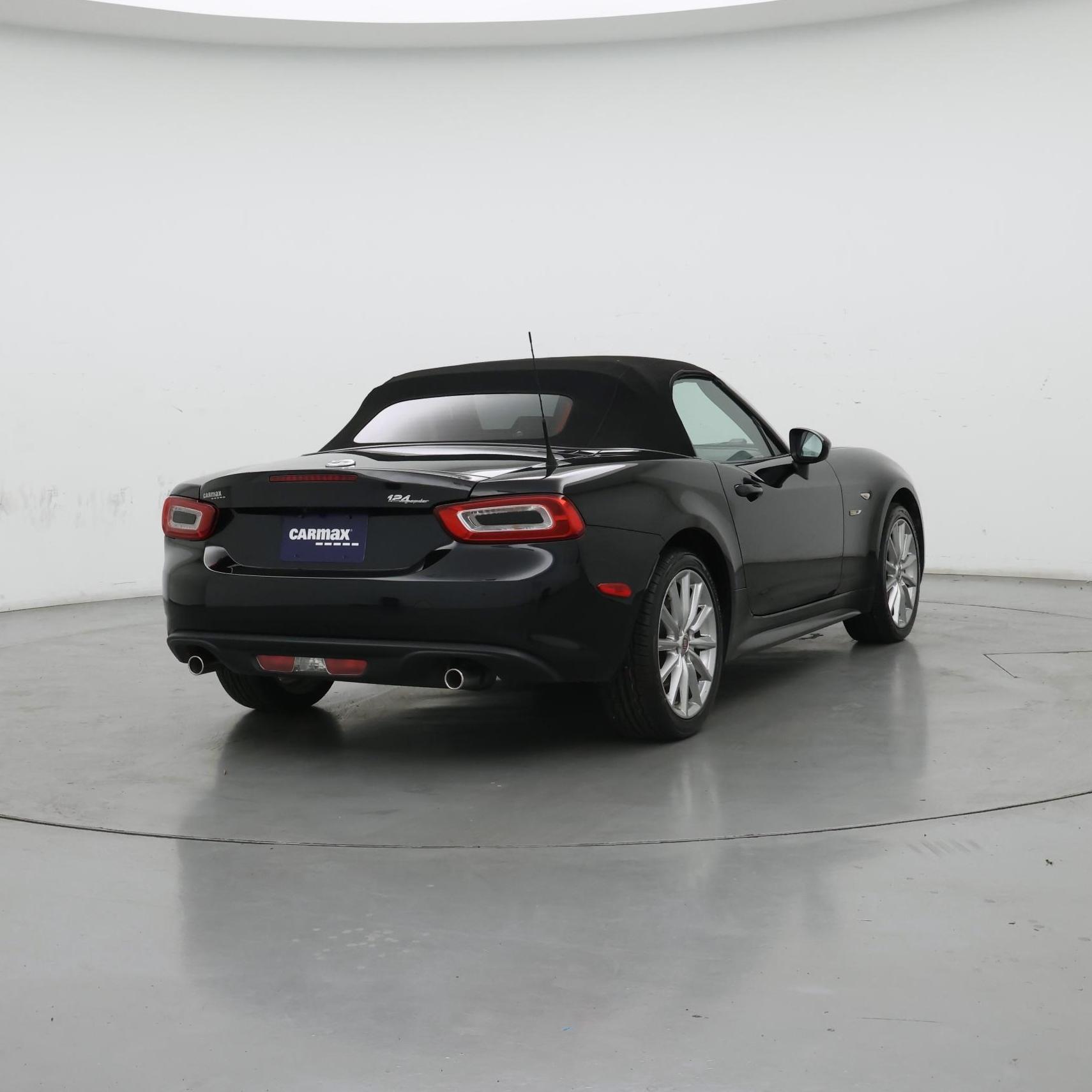 Thumbnail: 2018 Fiat 124 Spider - 8