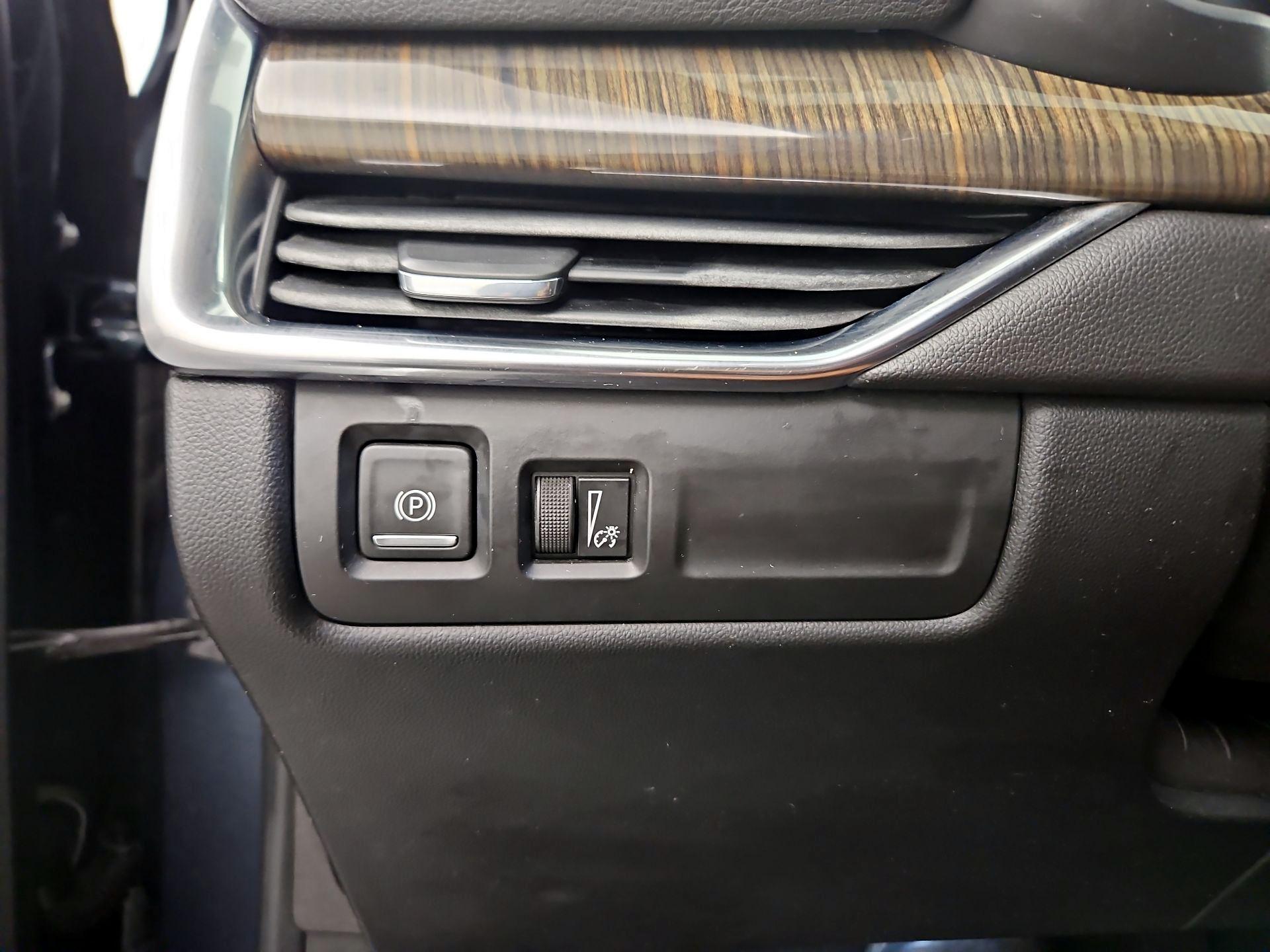 Thumbnail: 2019 Cadillac XT4 - 13