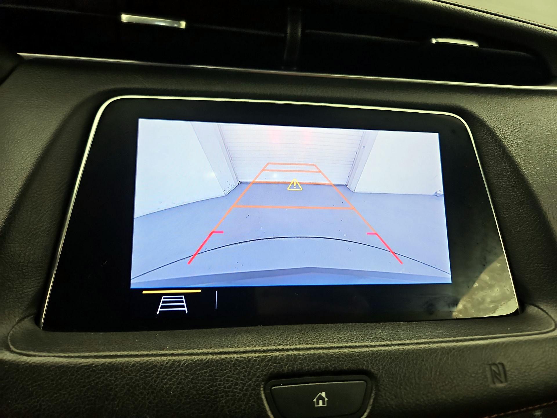 Thumbnail: 2019 Cadillac XT4 - 15