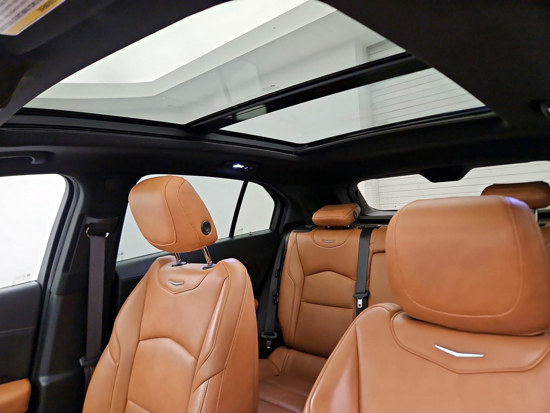 Thumbnail: 2019 Cadillac XT4 - 20