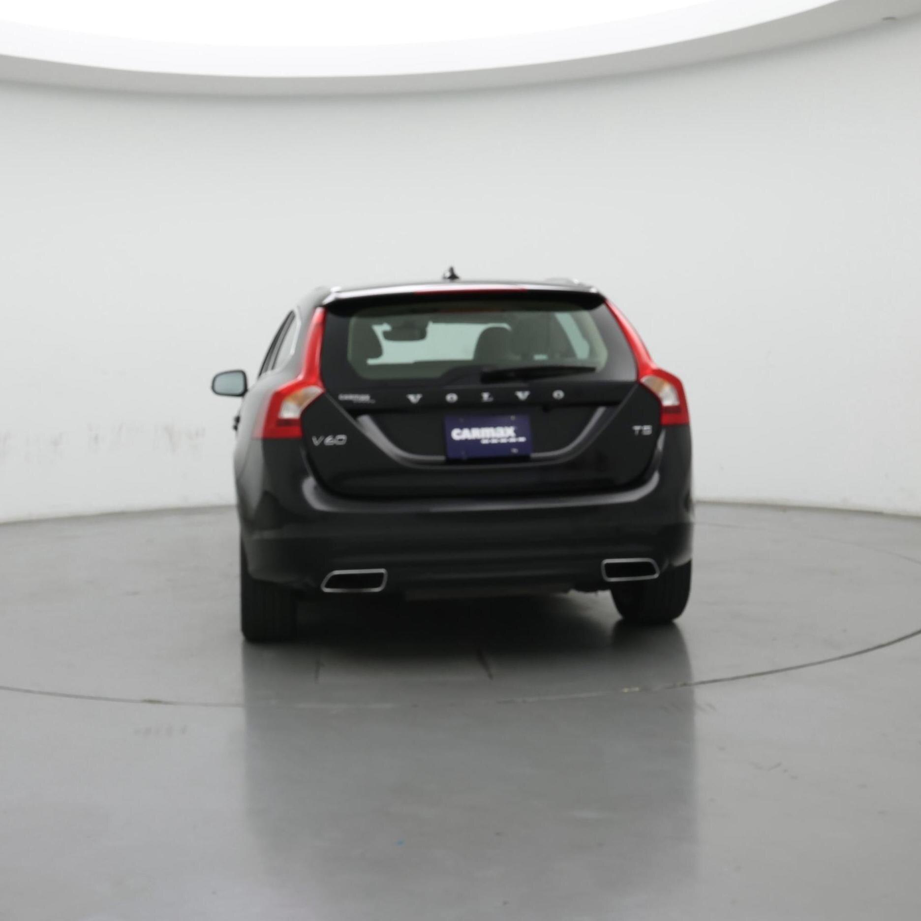 Thumbnail: 2016 Volvo V60 - 6