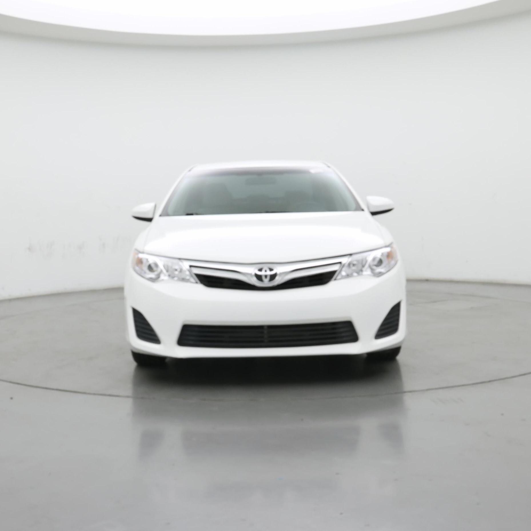 Thumbnail: 2014 Toyota Camry - 5