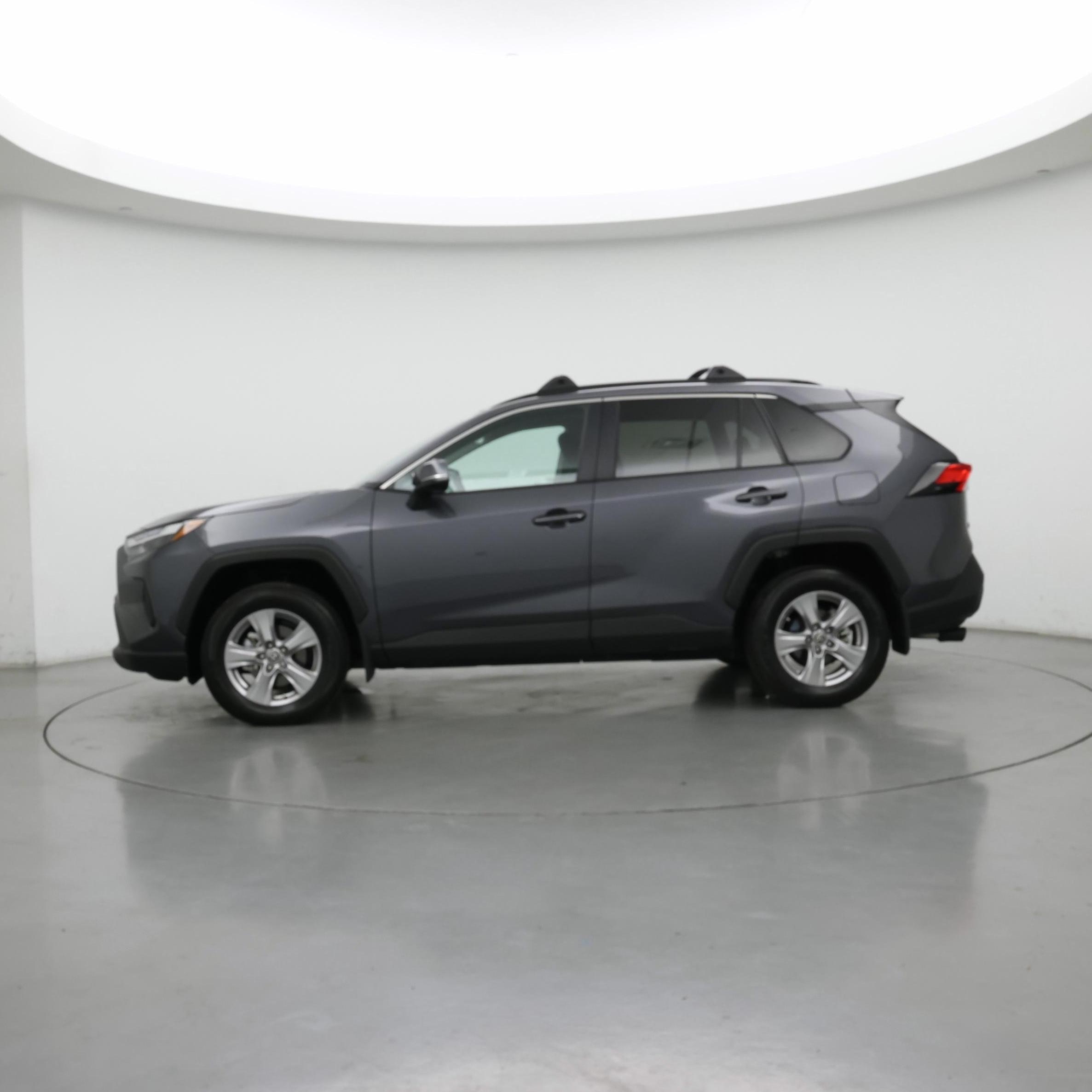 Thumbnail: 2025 Toyota RAV4 - 3