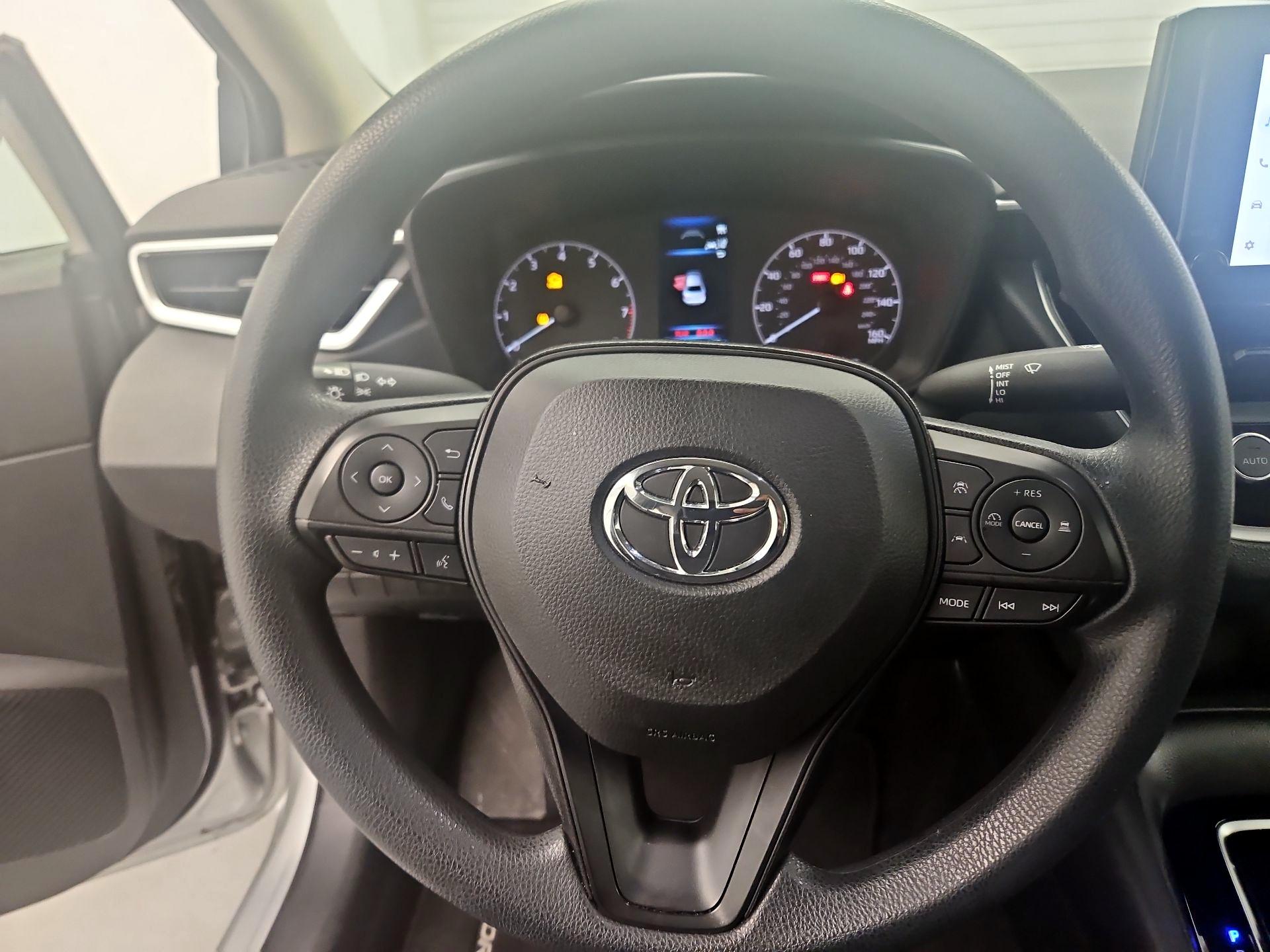 Thumbnail: 2023 Toyota Corolla - 10