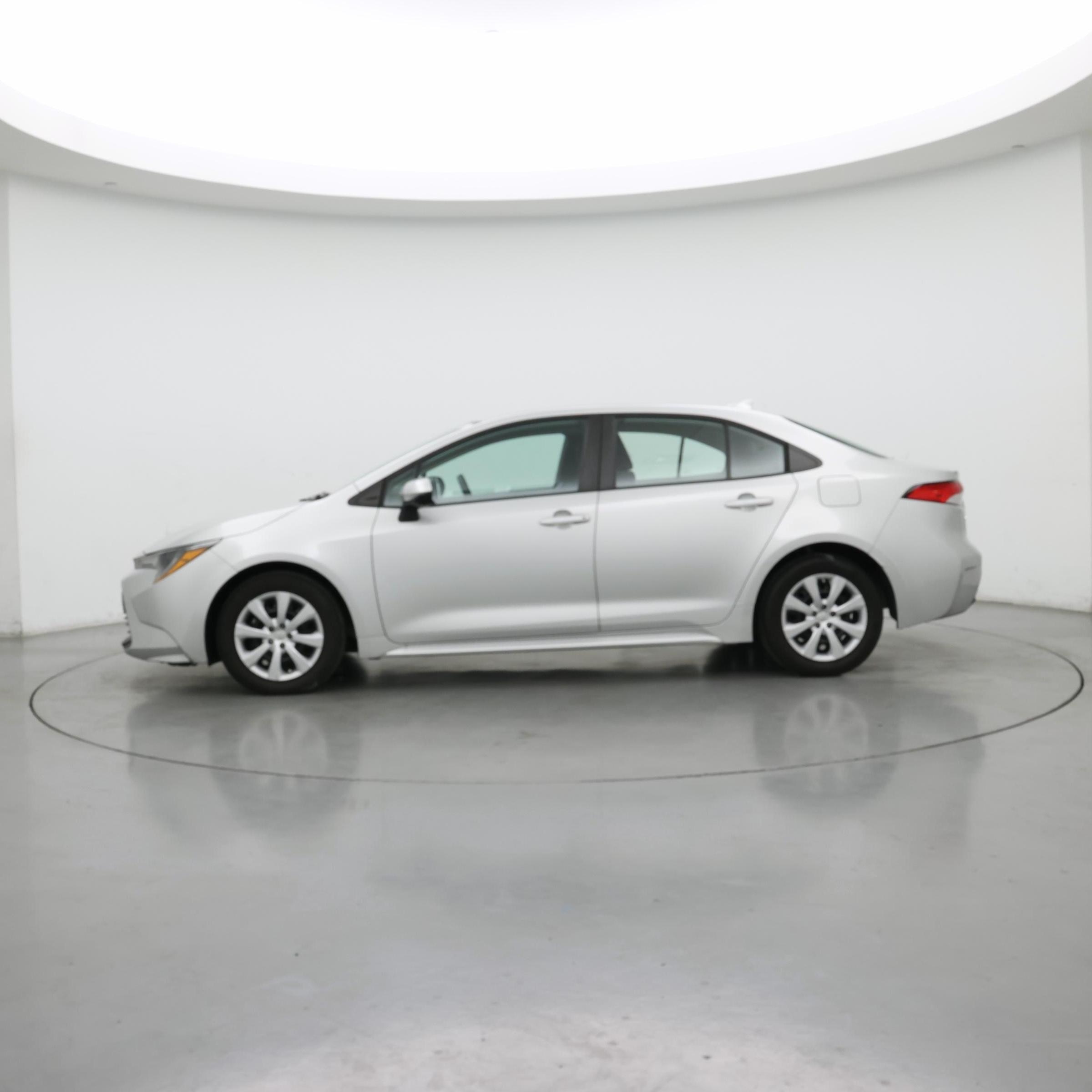 Thumbnail: 2023 Toyota Corolla - 3