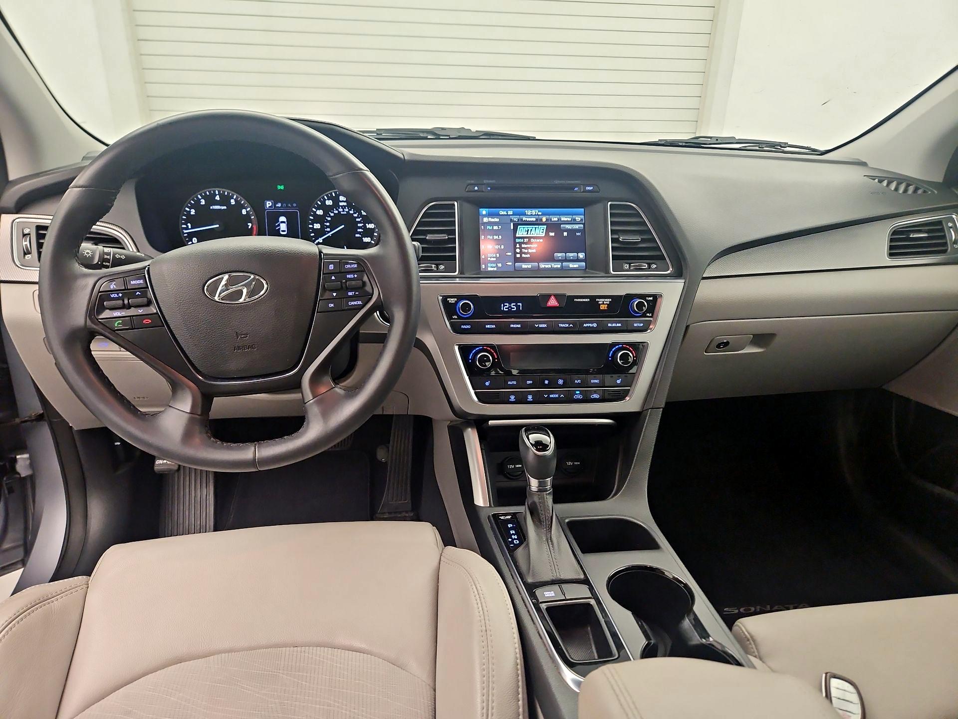 Thumbnail: 2016 Hyundai Sonata - 9