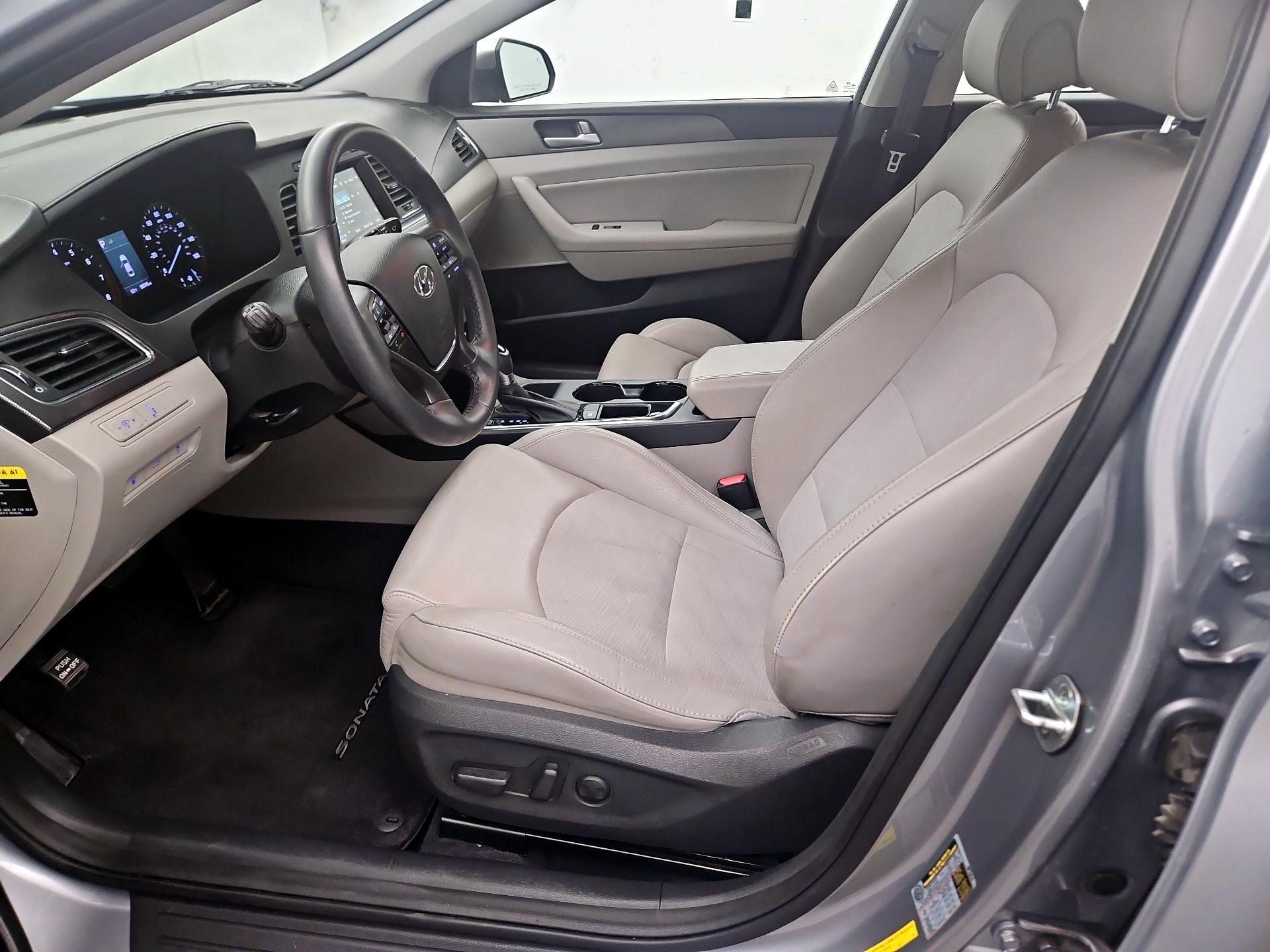 Thumbnail: 2016 Hyundai Sonata - 11