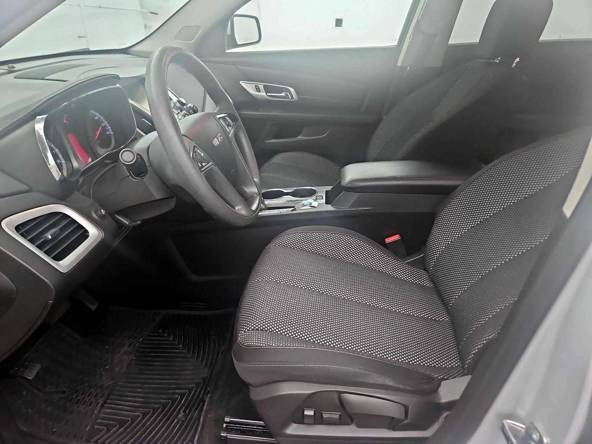 Thumbnail: 2017 GMC Terrain - 11