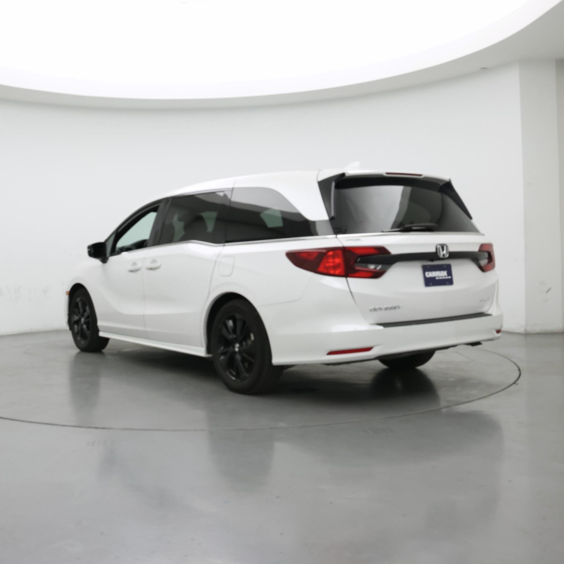 Thumbnail: 2024 Honda Odyssey - 2