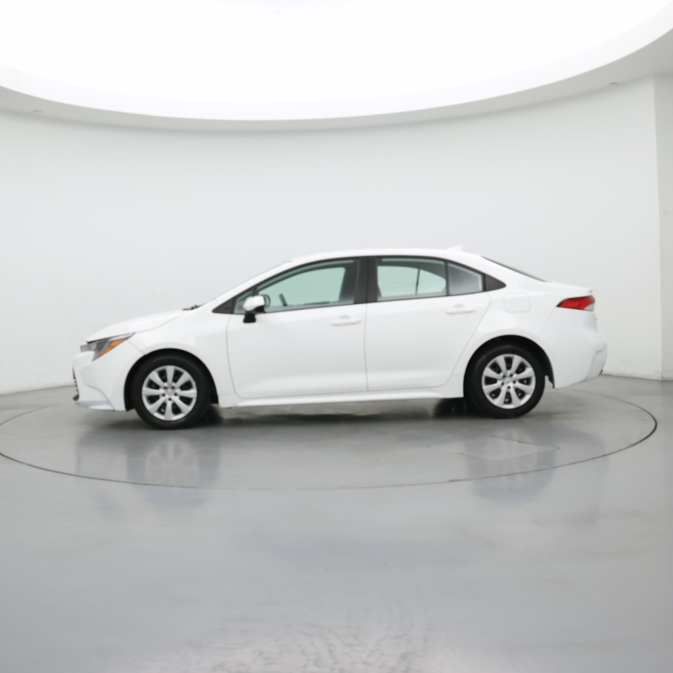 Thumbnail: 2023 Toyota Corolla - 3