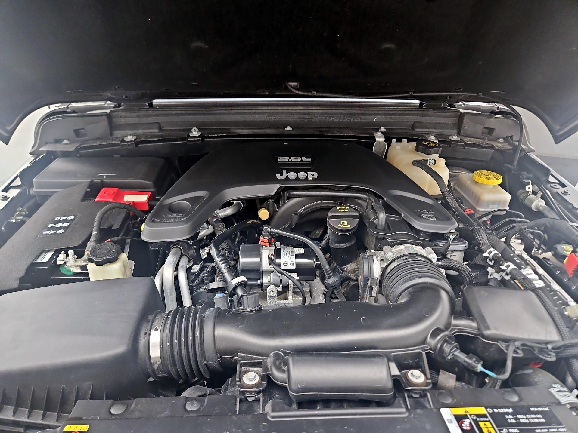 Thumbnail: 2021 Jeep Wrangler - 20