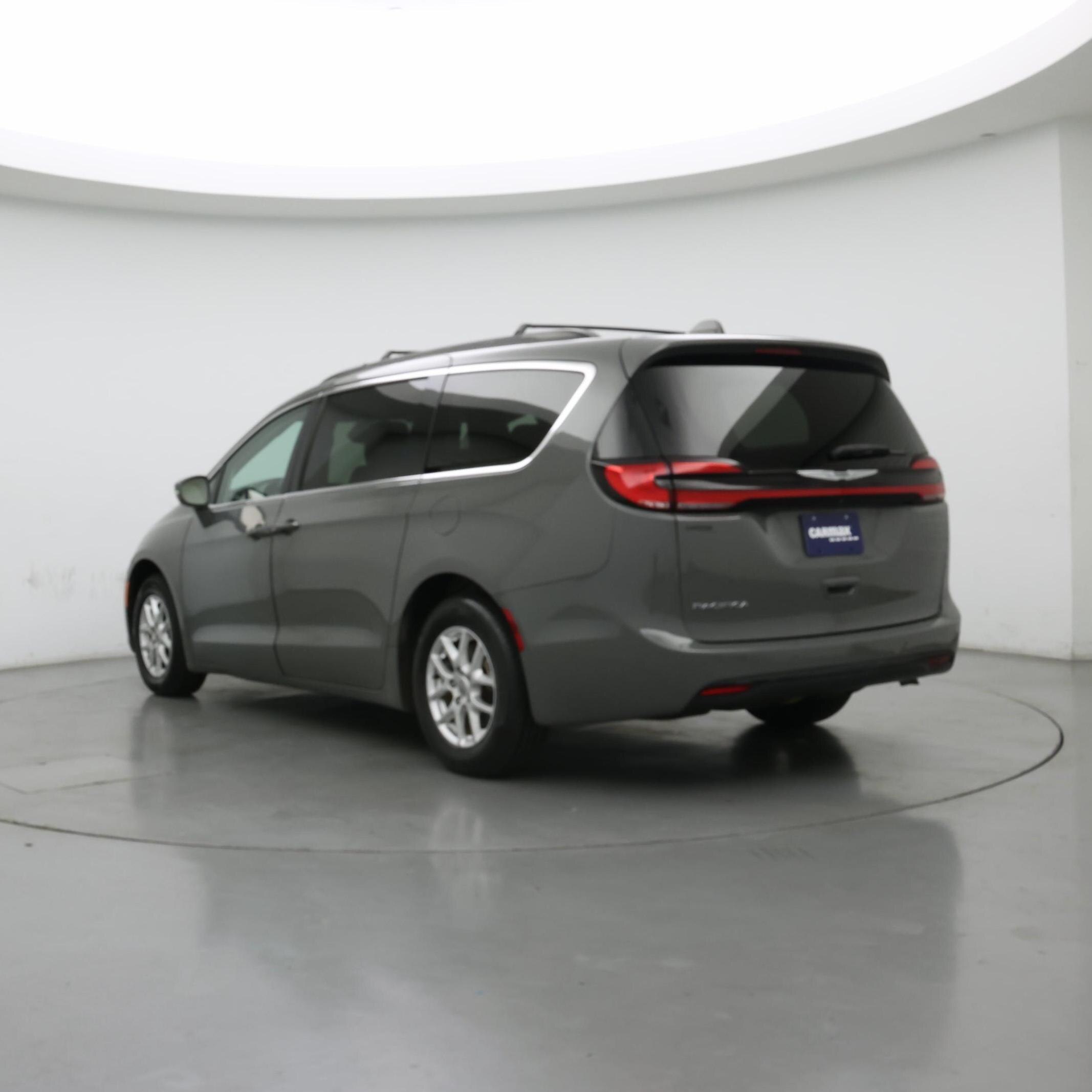 Thumbnail: 2022 Chrysler Pacifica - 2