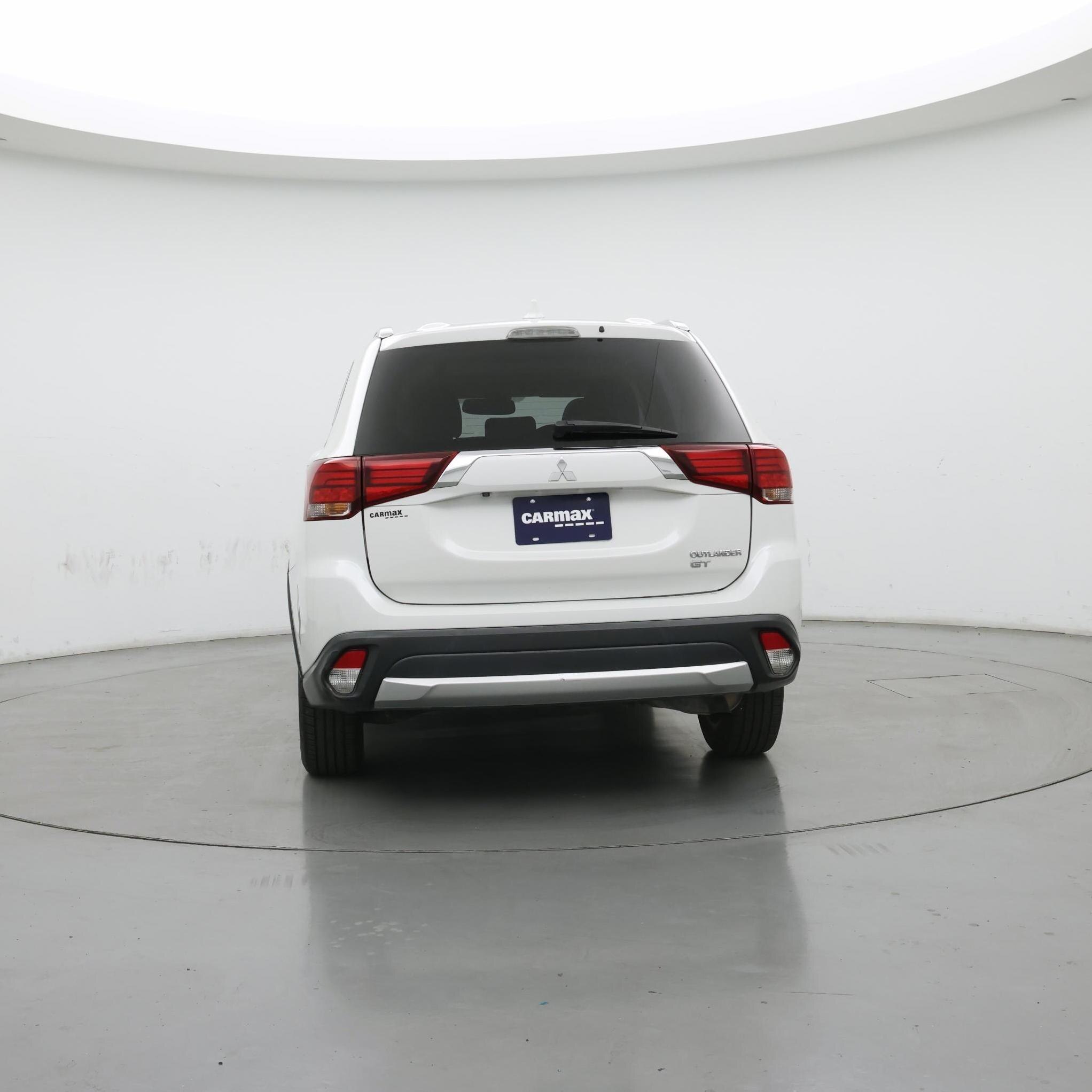 Thumbnail: 2017 Mitsubishi Outlander - 6