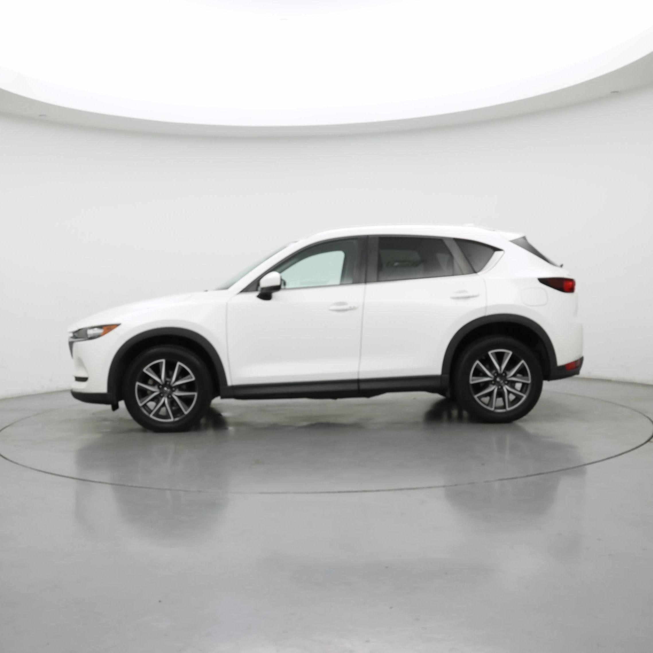 Thumbnail: 2018 Mazda CX-5 - 3