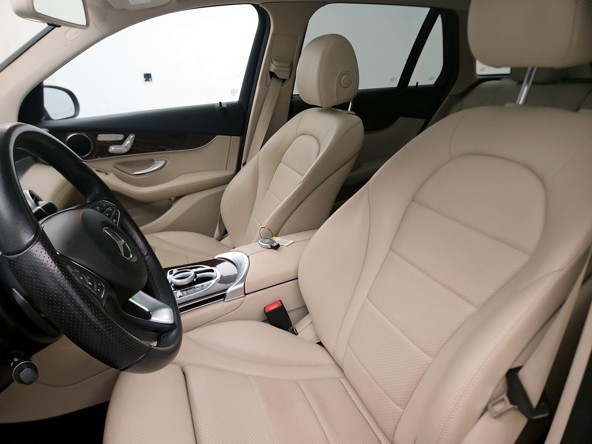 Thumbnail: 2018 Mercedes-Benz GLC - 11