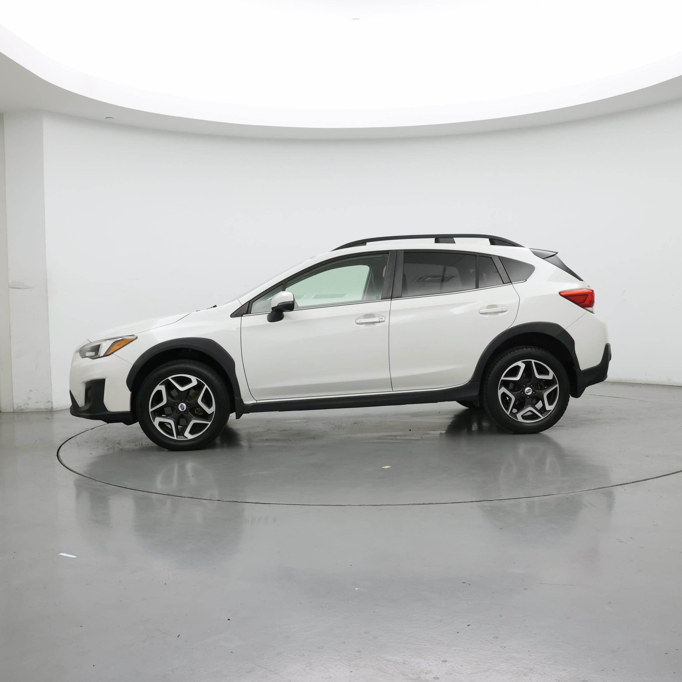 Thumbnail: 2018 Subaru Crosstrek - 3