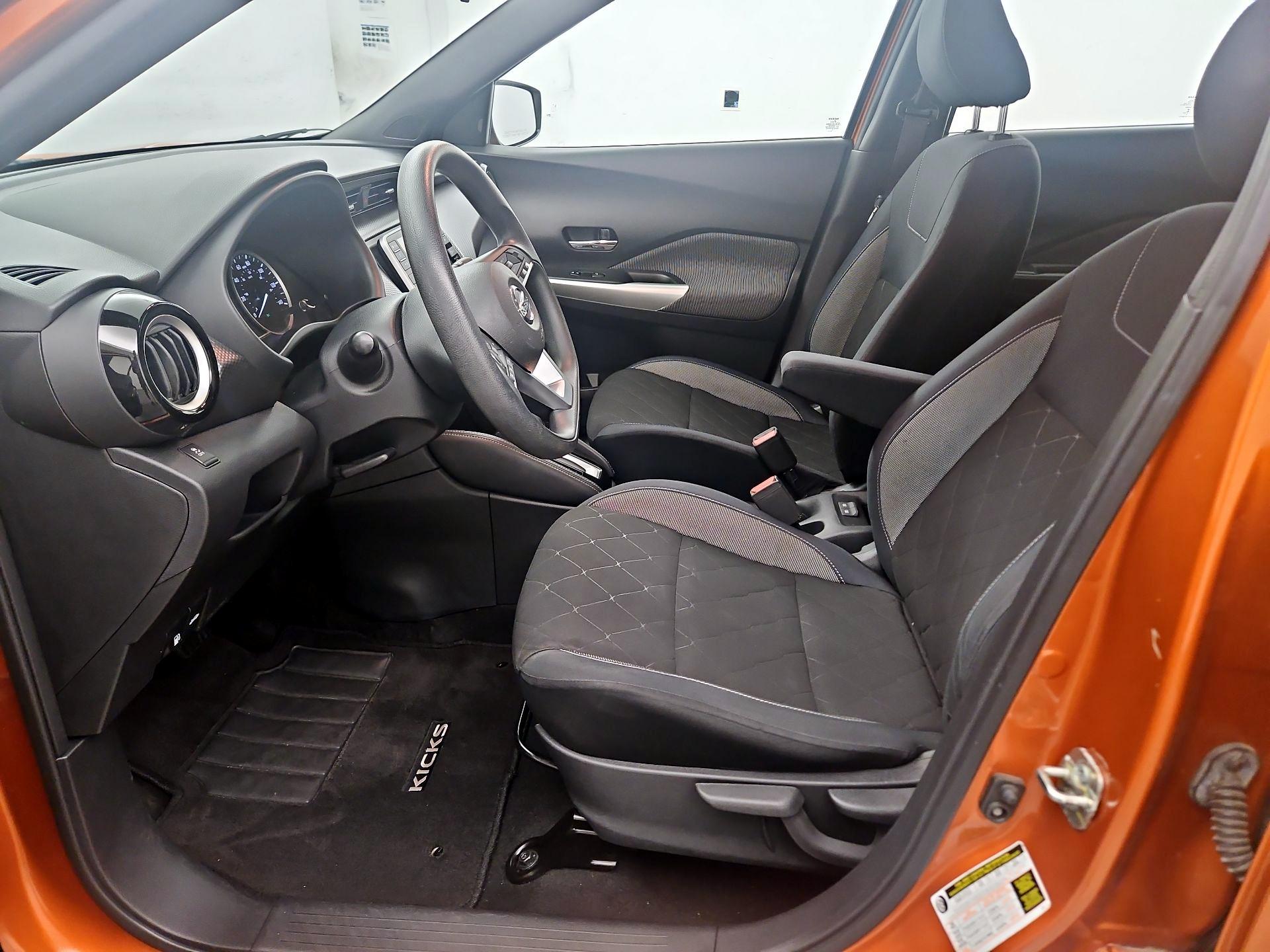 Thumbnail: 2018 Nissan Kicks - 11