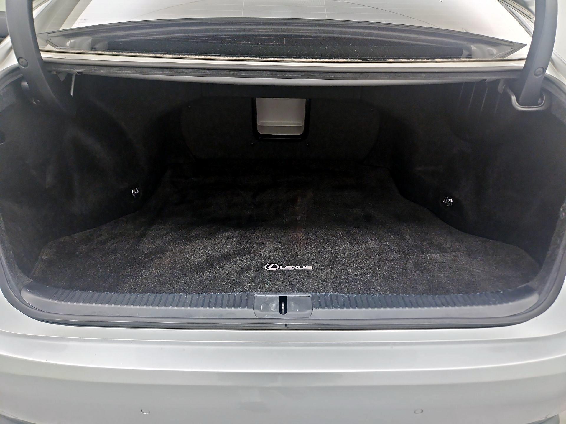 Thumbnail: 2015 Lexus ES - 20