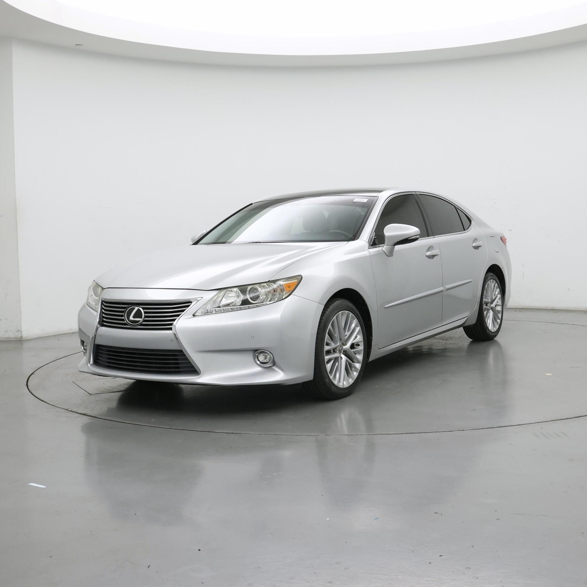 Thumbnail: 2015 Lexus ES - 4