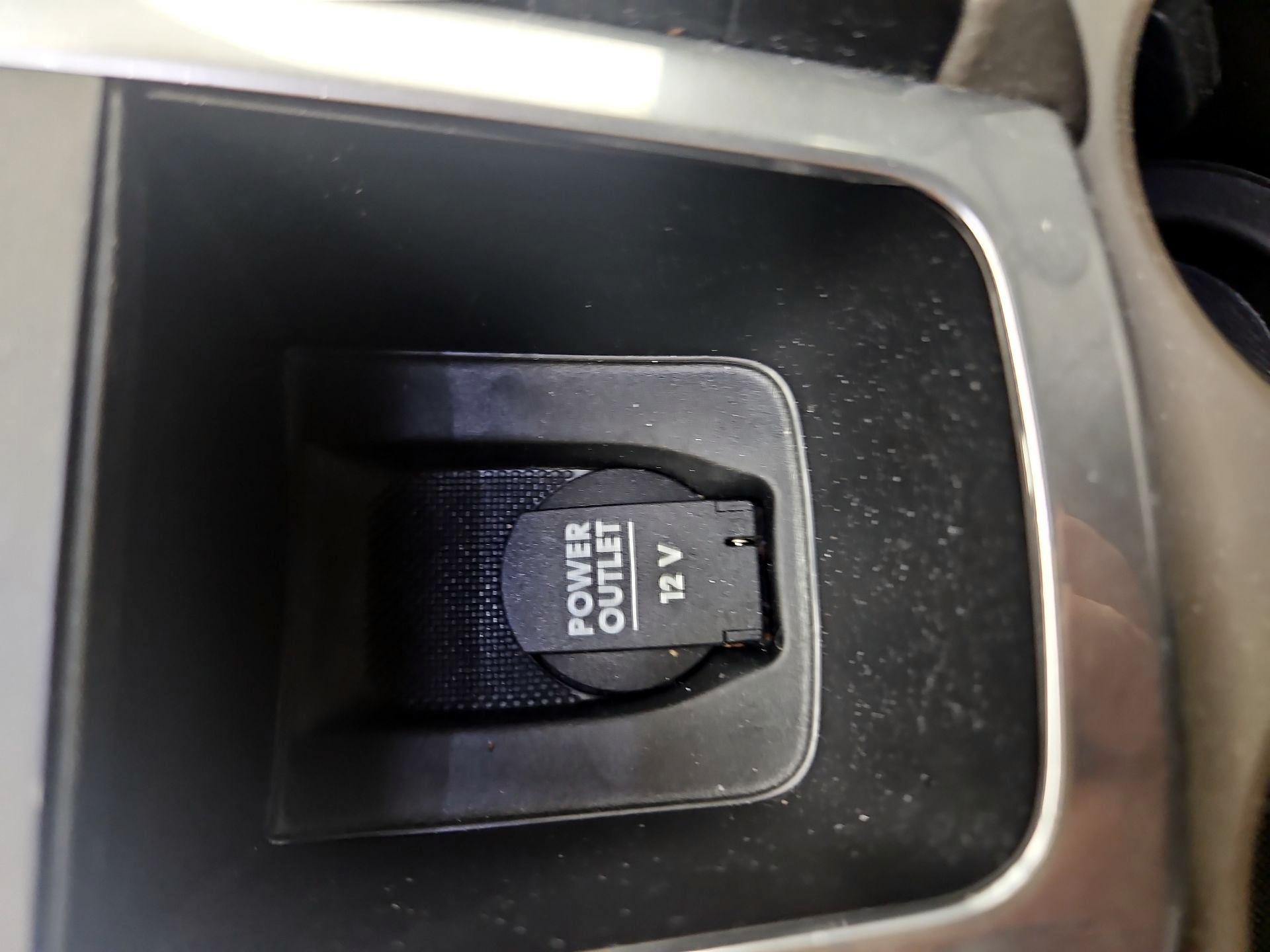 Thumbnail: 2019 Porsche Macan - 17