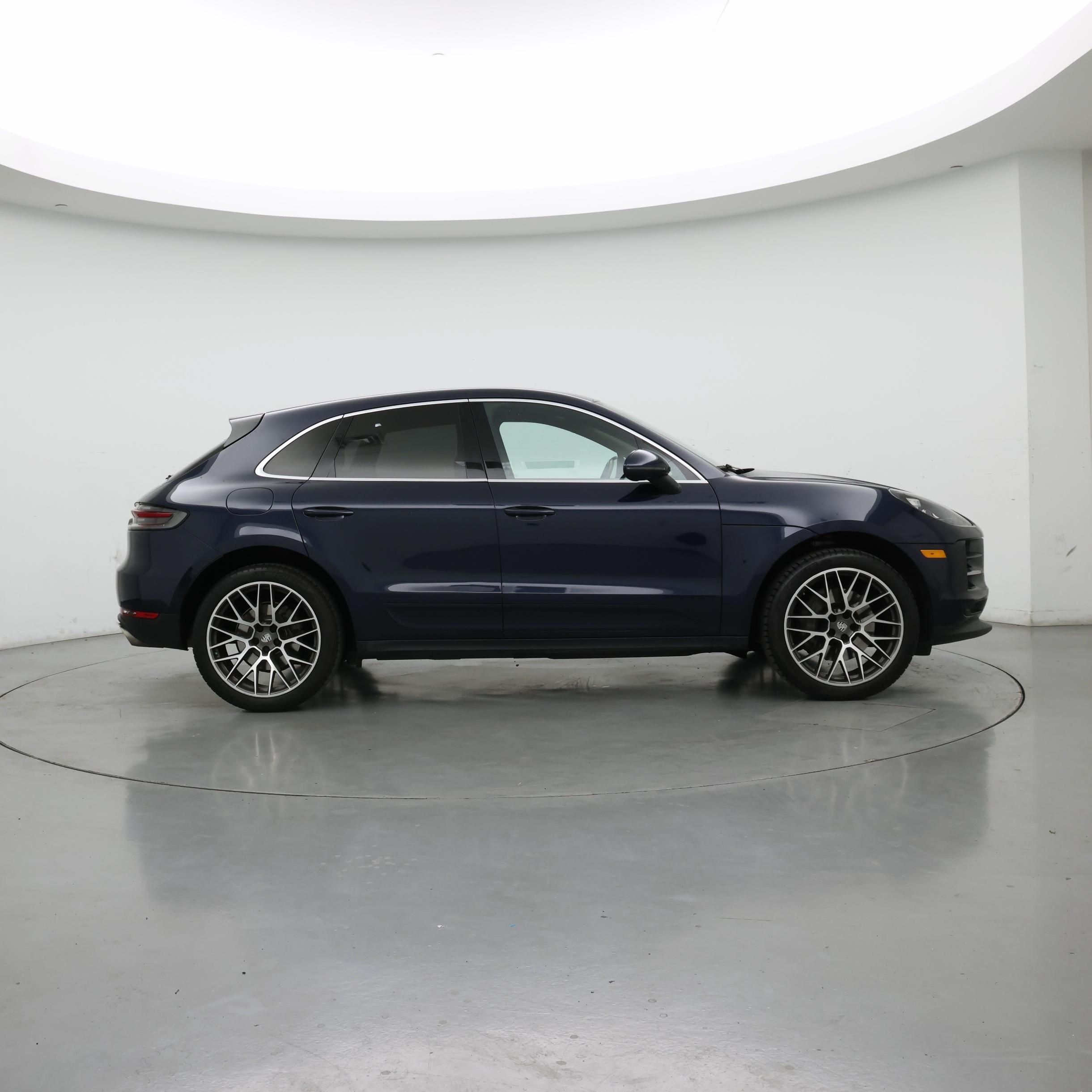 Thumbnail: 2019 Porsche Macan - 7