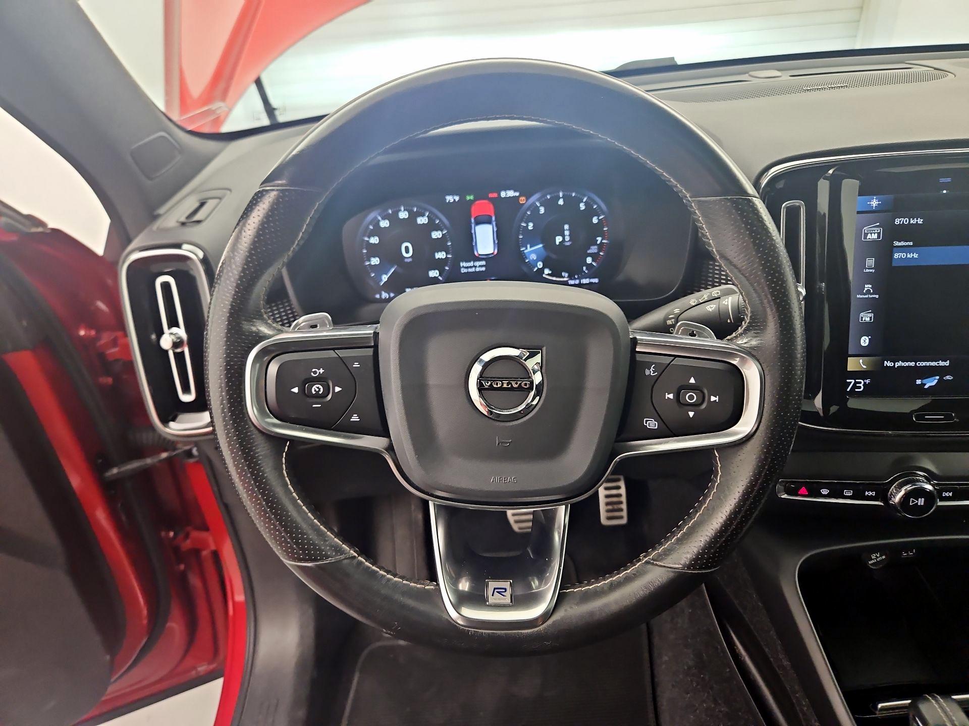 Thumbnail: 2020 Volvo XC40 - 10