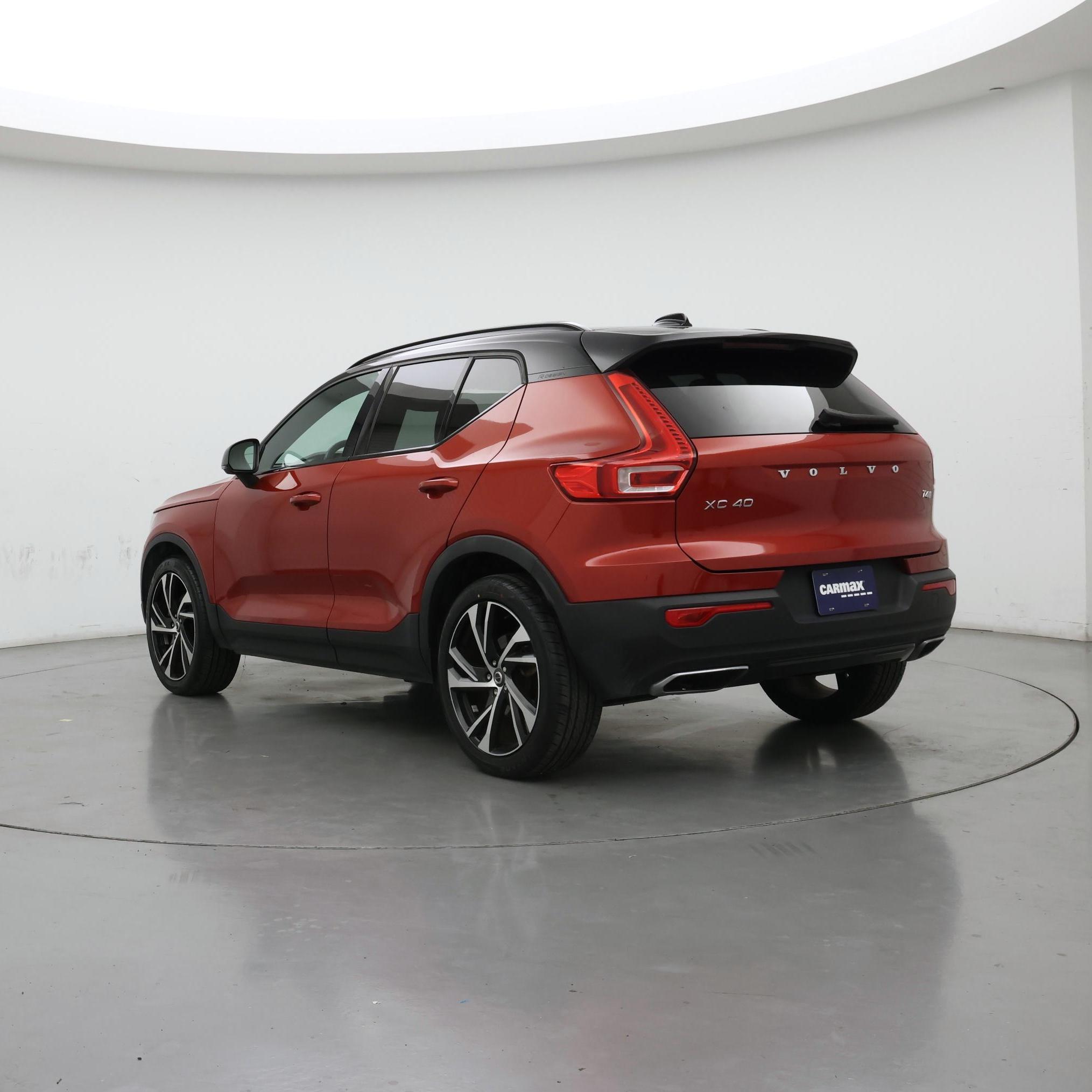 Thumbnail: 2020 Volvo XC40 - 2