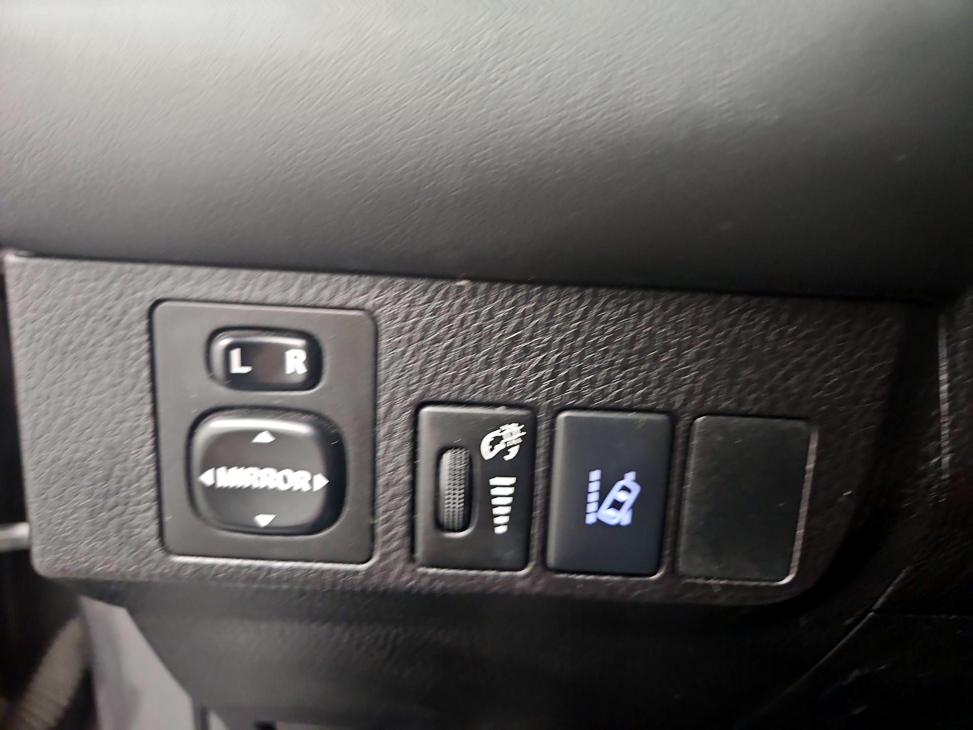 Thumbnail: 2017 Toyota RAV4 - 13