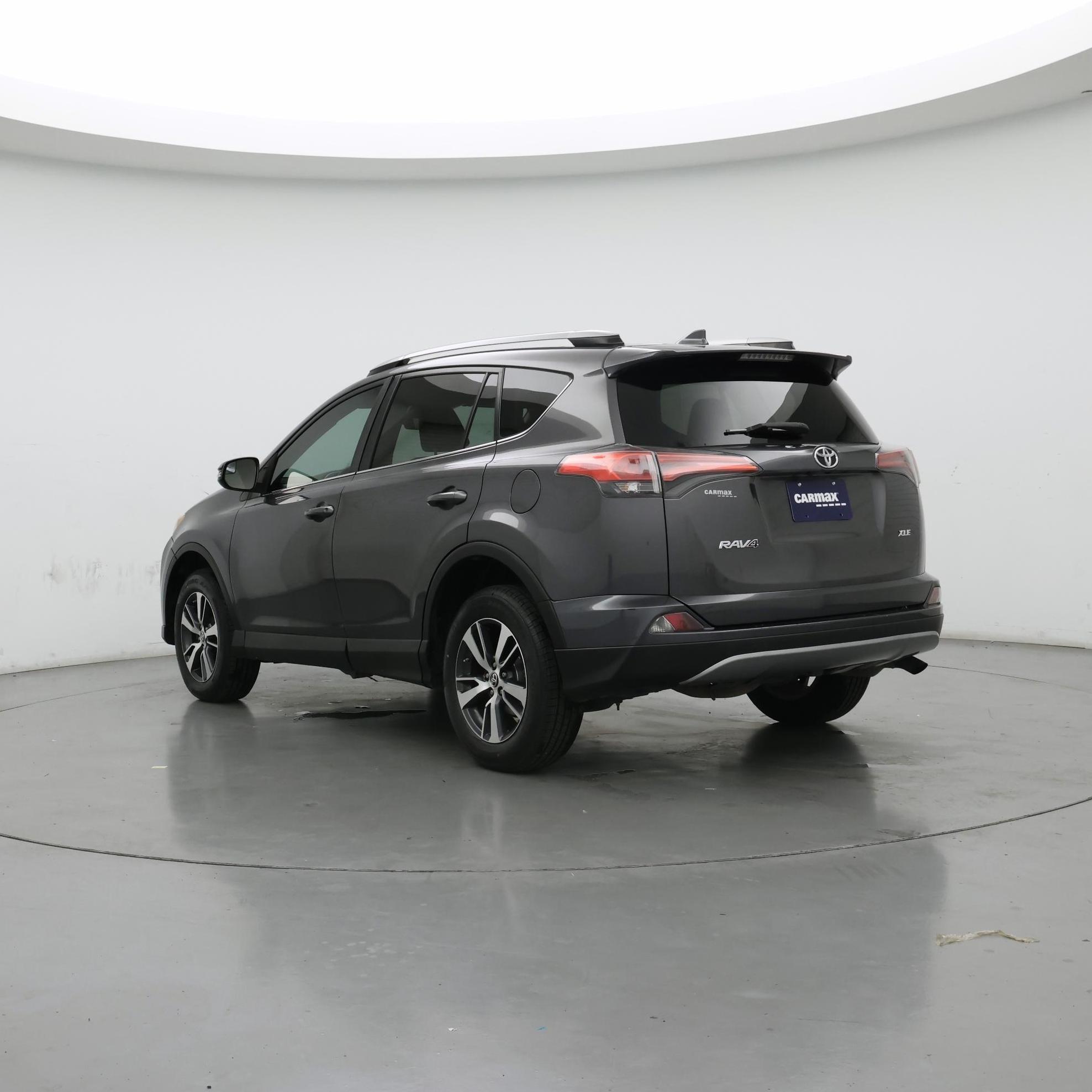Thumbnail: 2017 Toyota RAV4 - 2
