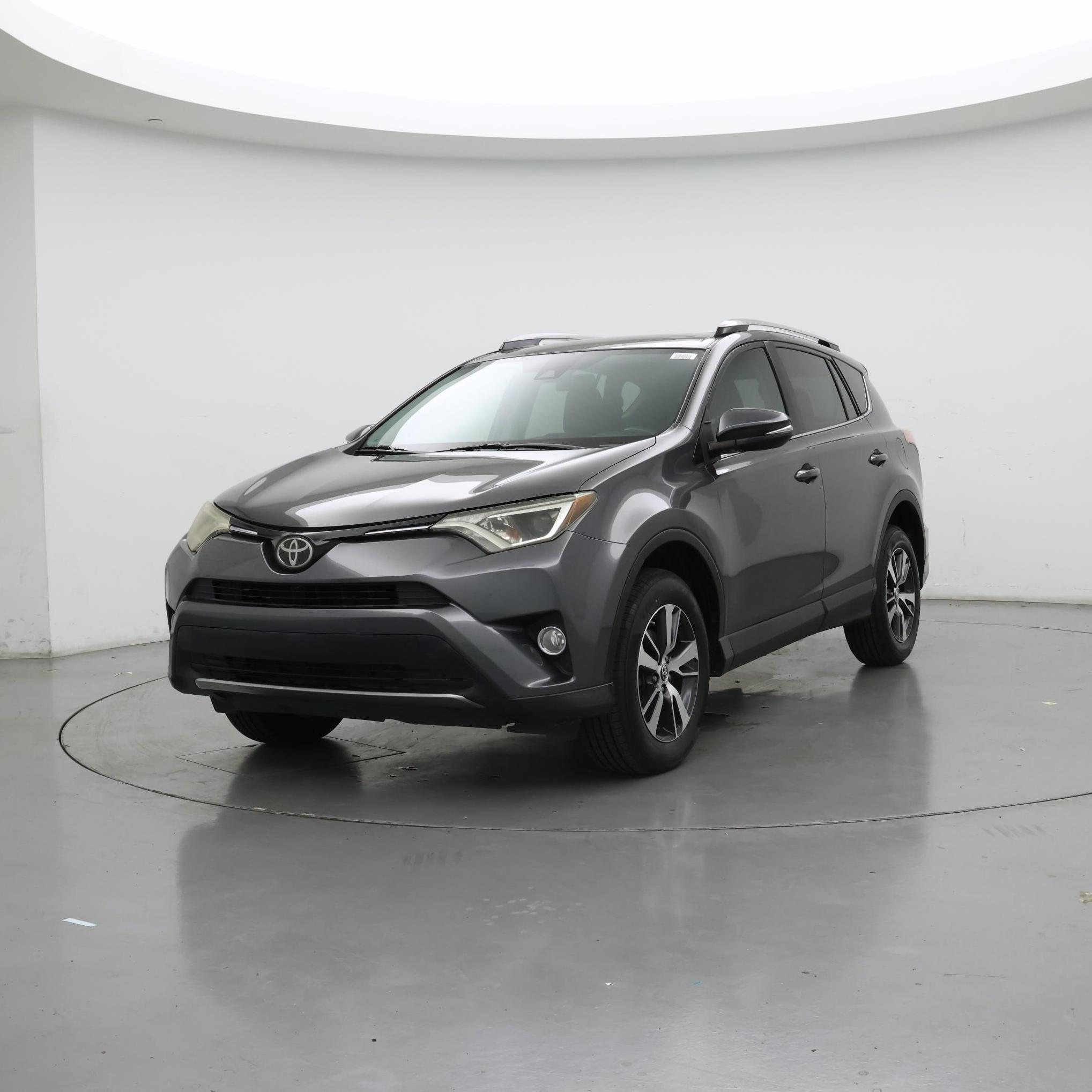 Thumbnail: 2017 Toyota RAV4 - 4