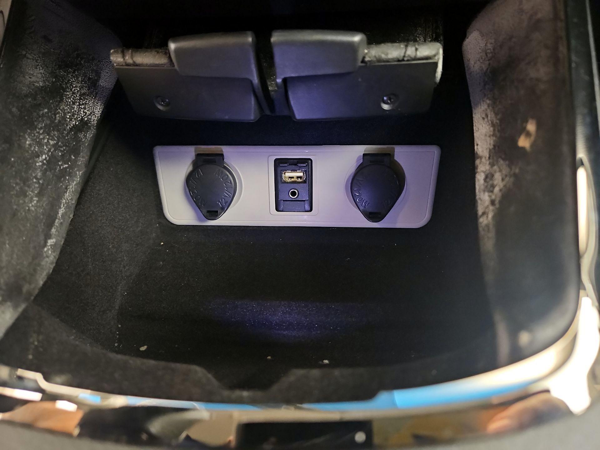 Thumbnail: 2015 Toyota Avalon - 17