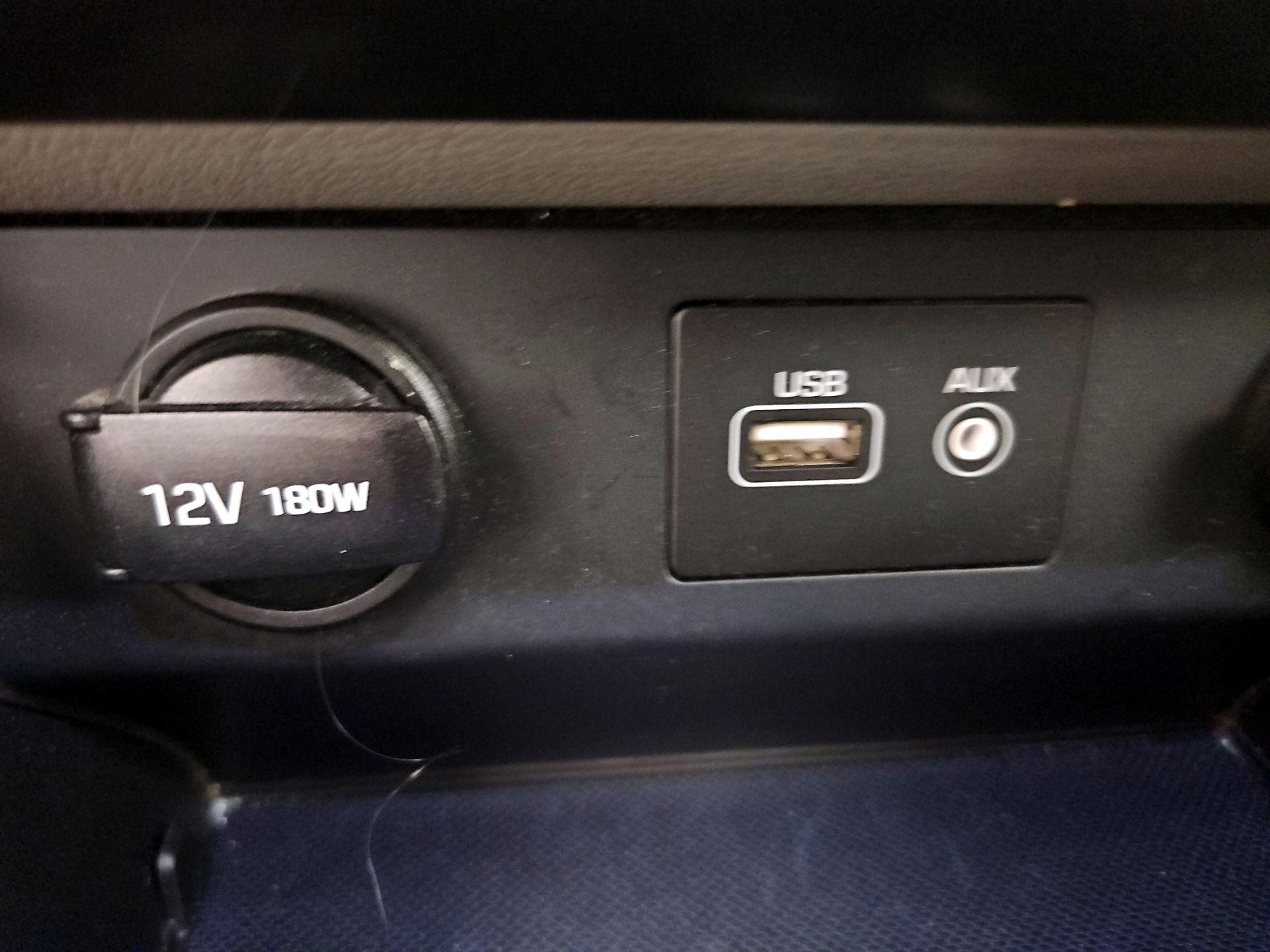 Thumbnail: 2018 Hyundai Sonata - 18