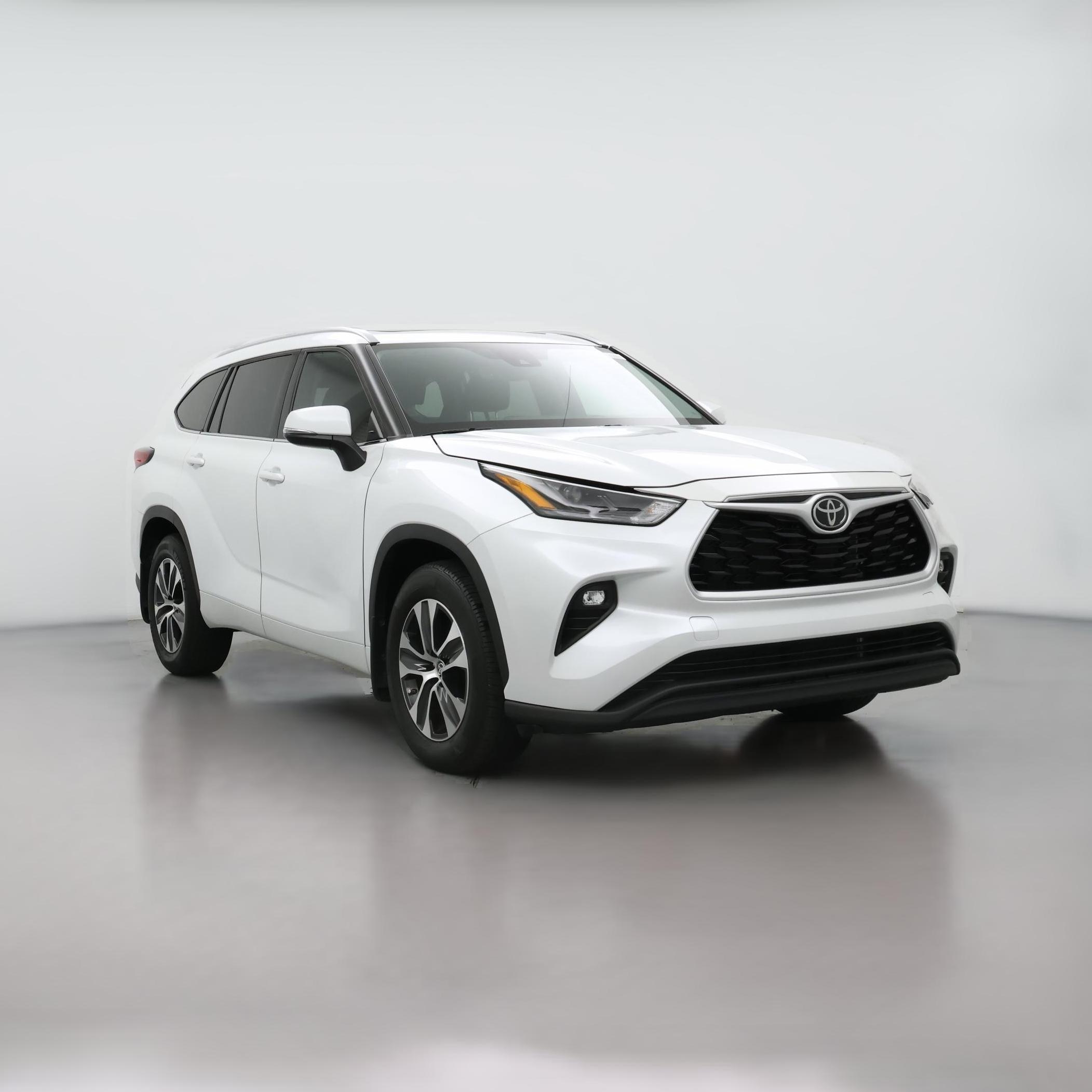 Thumbnail: 2022 Toyota Highlander - 1