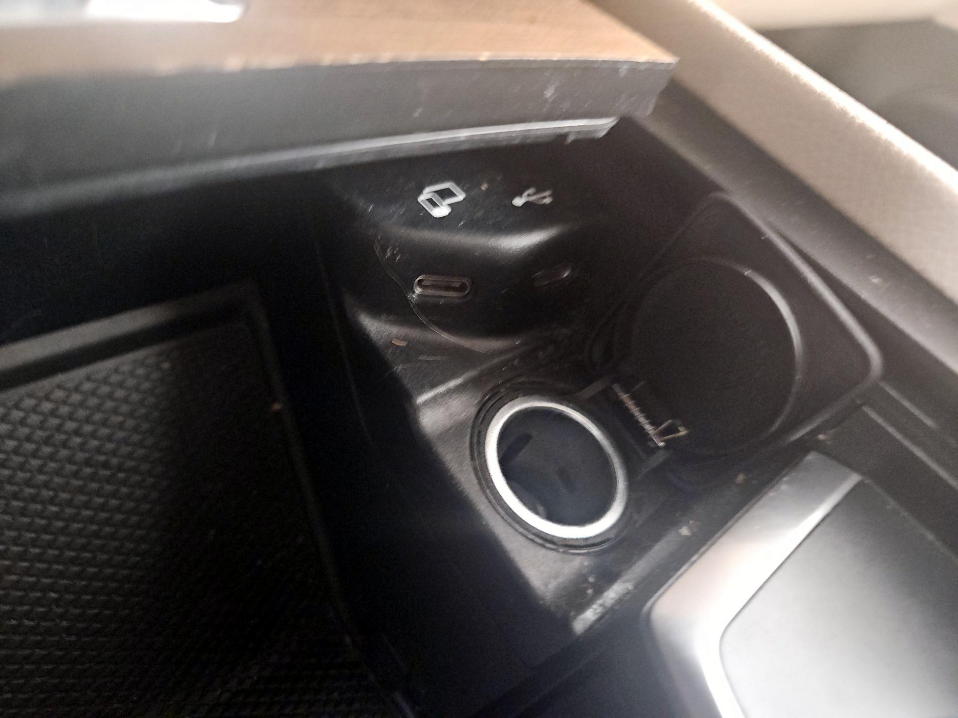 Thumbnail: 2022 Mercedes-Benz GLE - 17