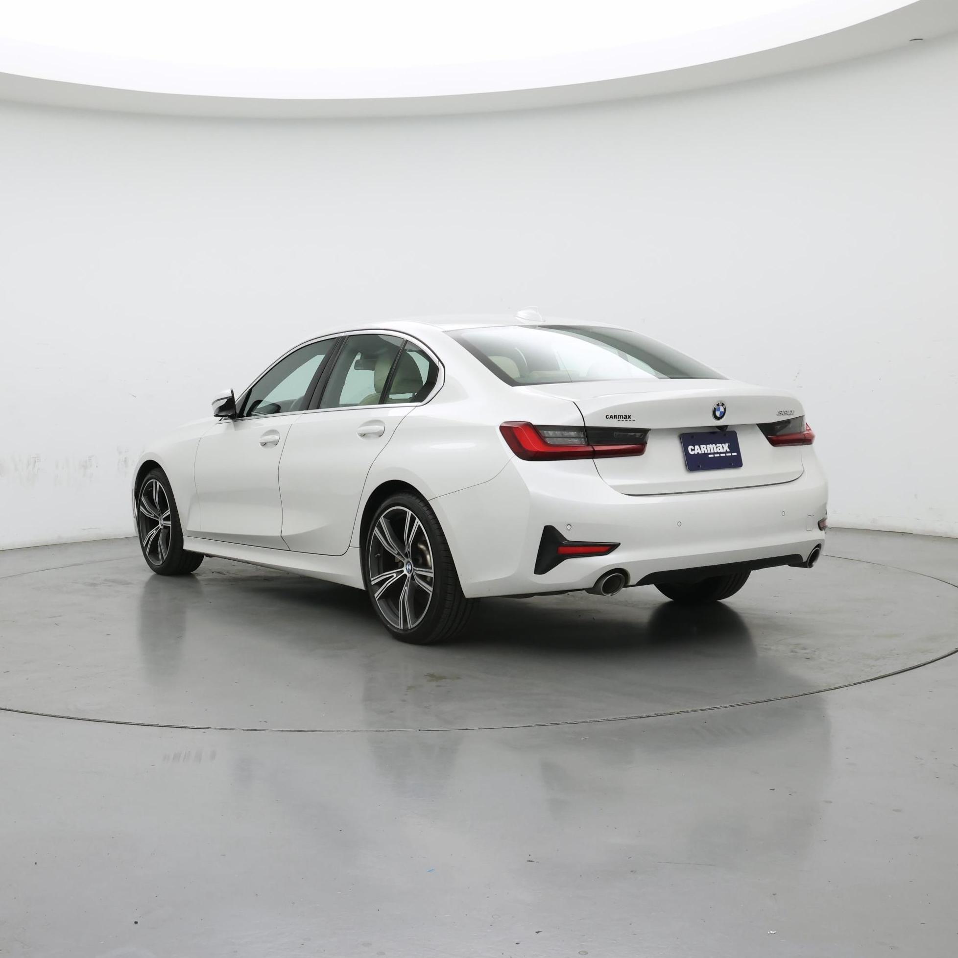 Thumbnail: 2022 BMW 3 Series - 2