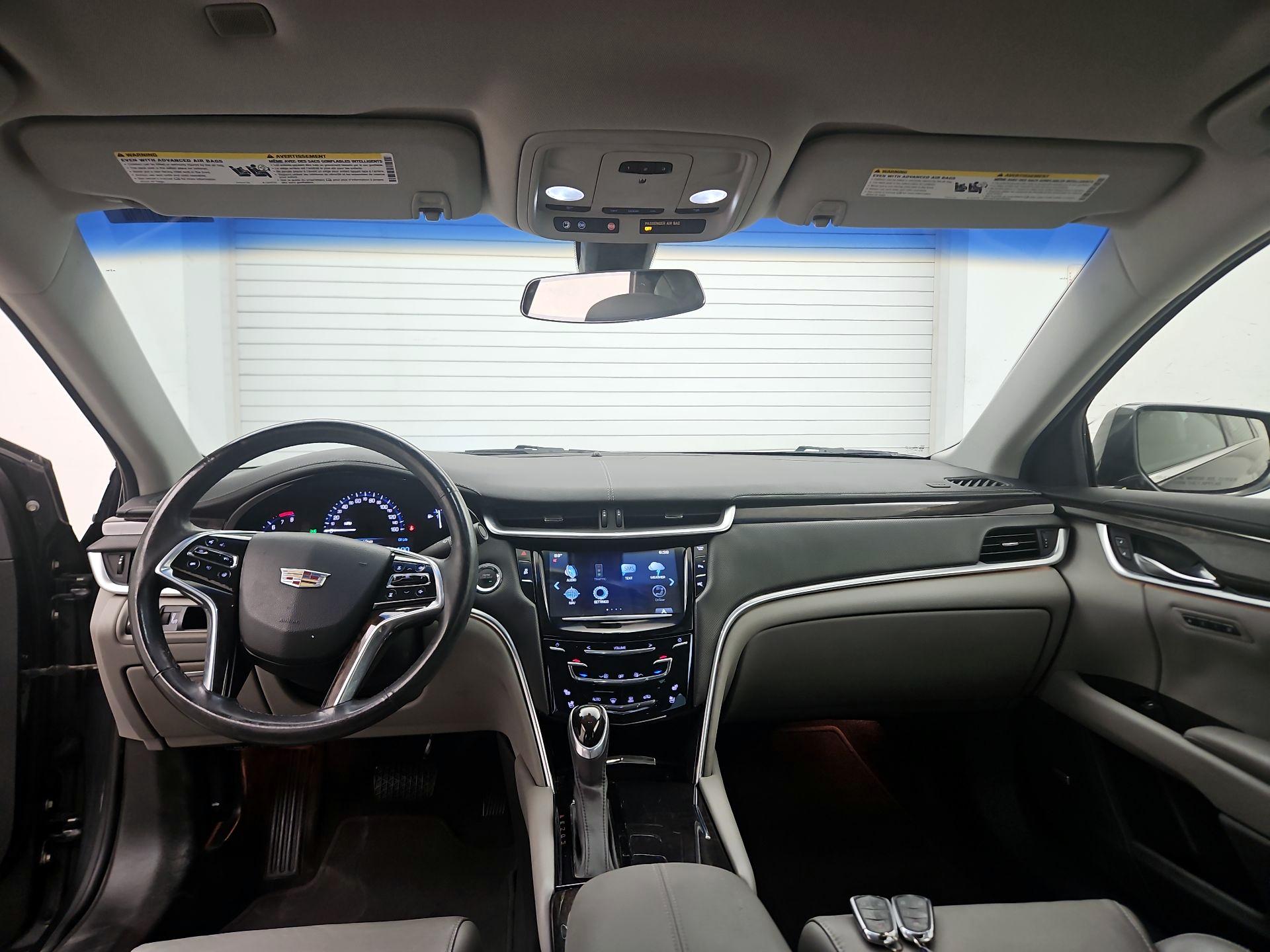 Thumbnail: 2016 Cadillac XTS - 9